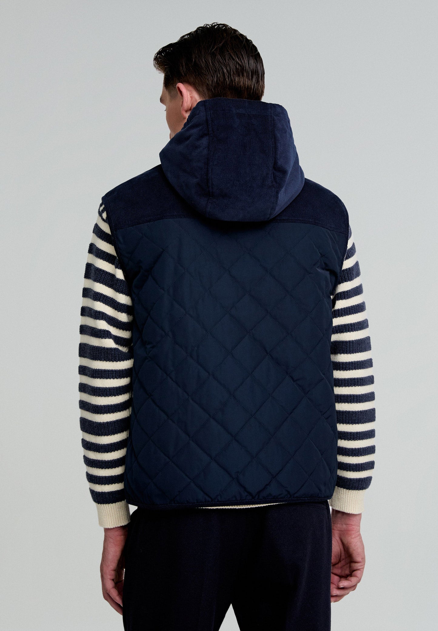 QUILTED GILET WITH CORDUROY DETAIL