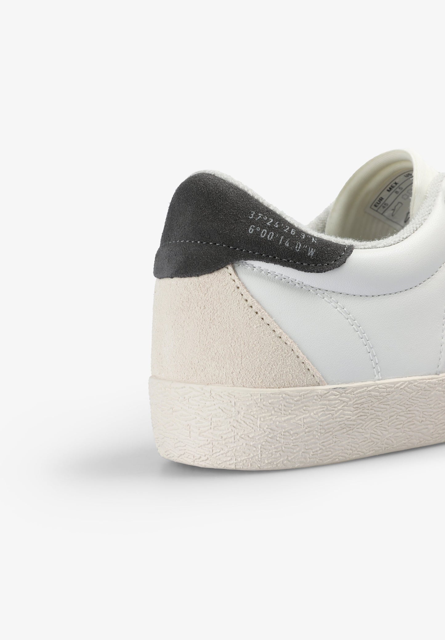 CLASSIC SOLE SNEAKERS WITH TOE DETAIL