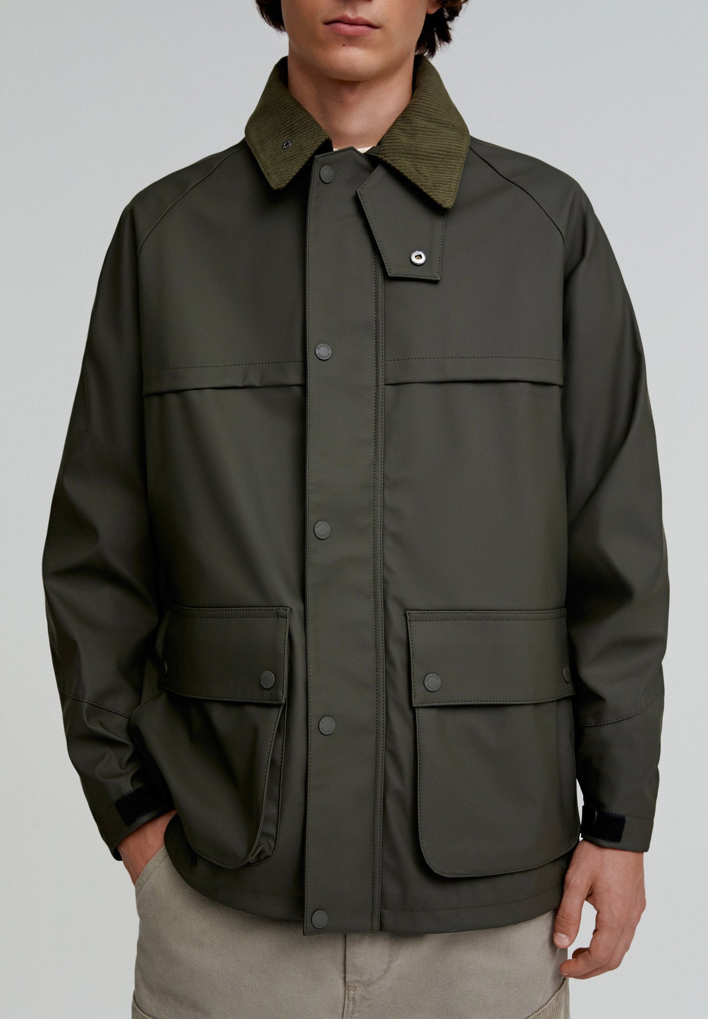 TECHNICAL JACKET WITH CORDUROY COLLAR