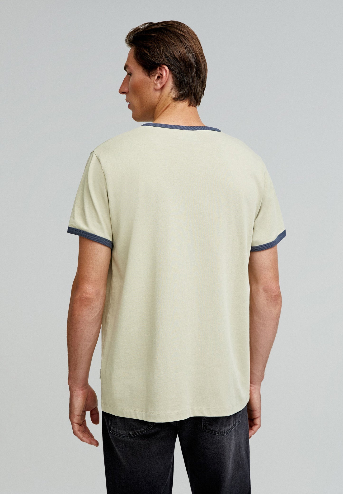 FLOCKED T-SHIRT WITH CONTRAST DETAIL