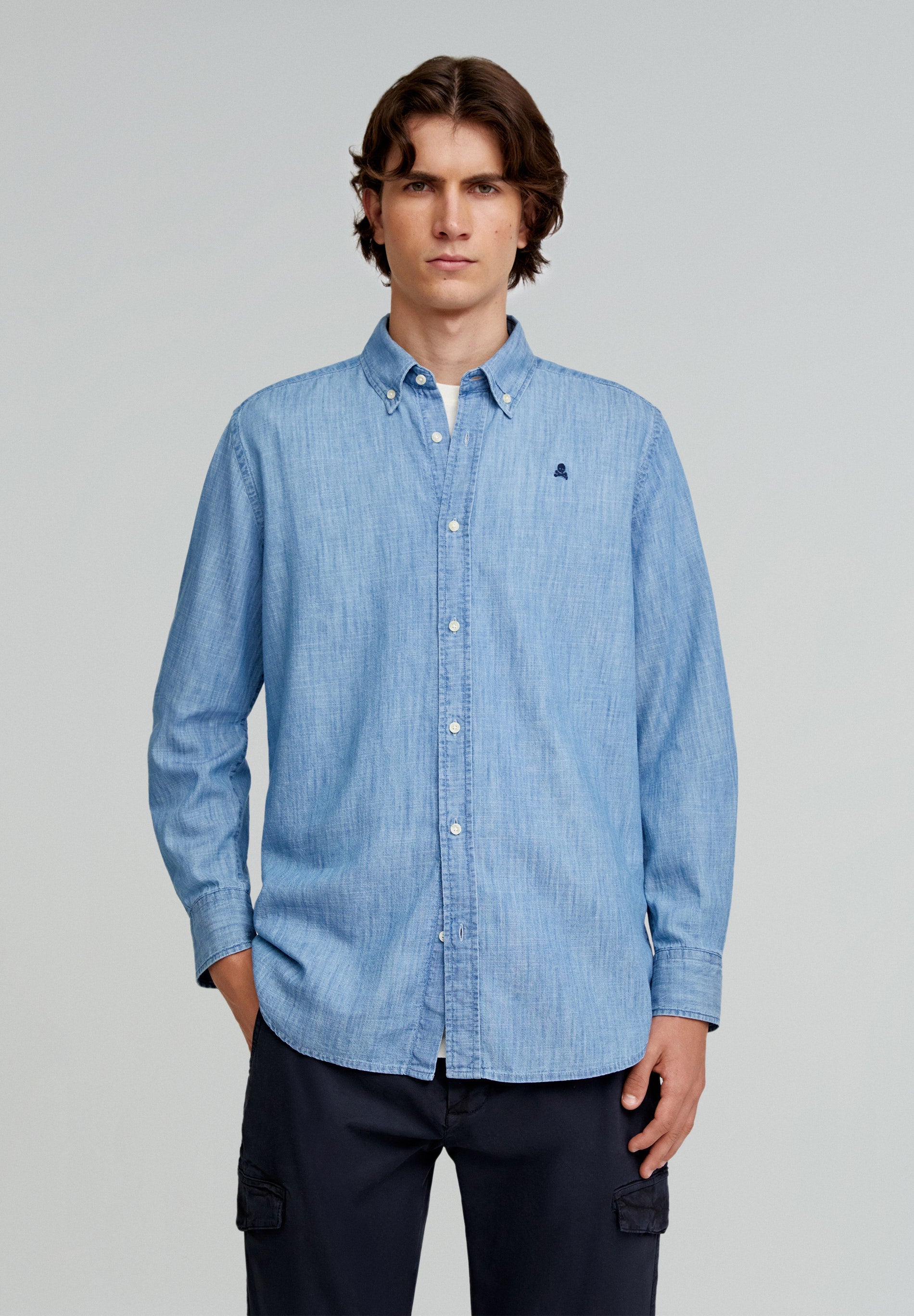 BUTTON-DOWN COLLAR DENIM SKULL SHIRT