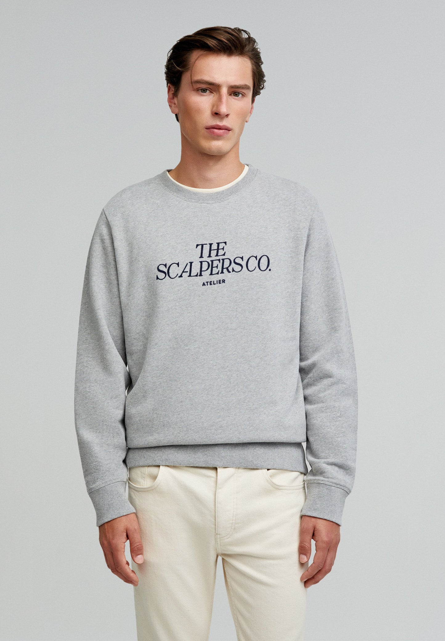 CONTRAST LOGO SWEATSHIRT