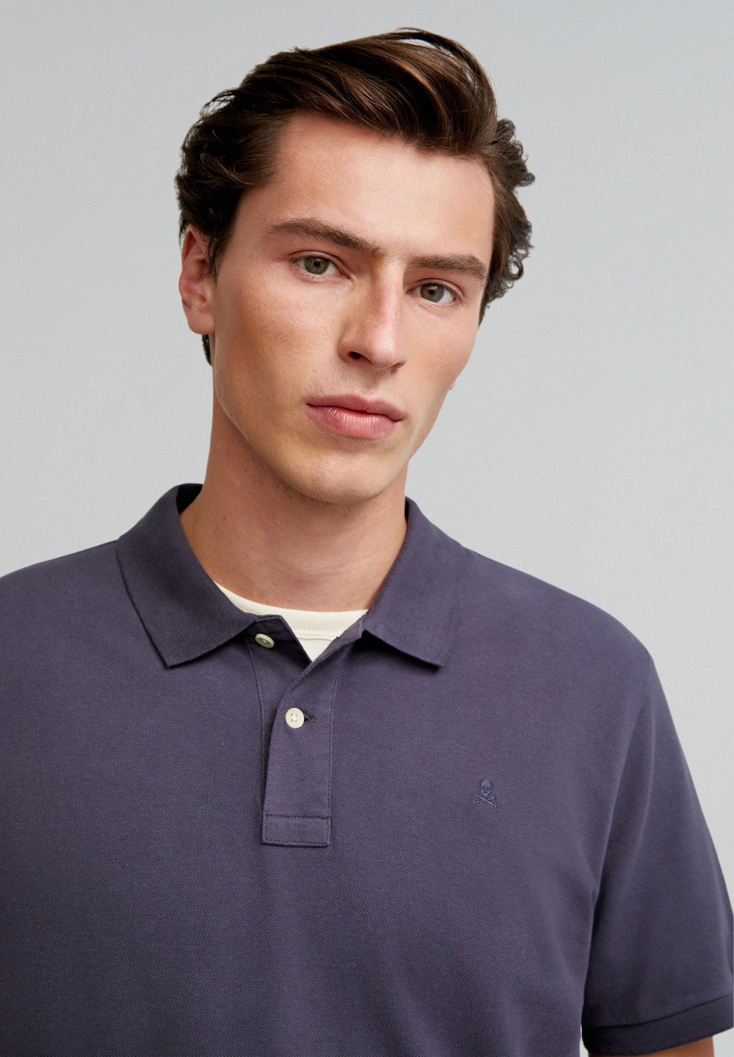 BASIC POLO SHIRT WITH SKULL DETAIL