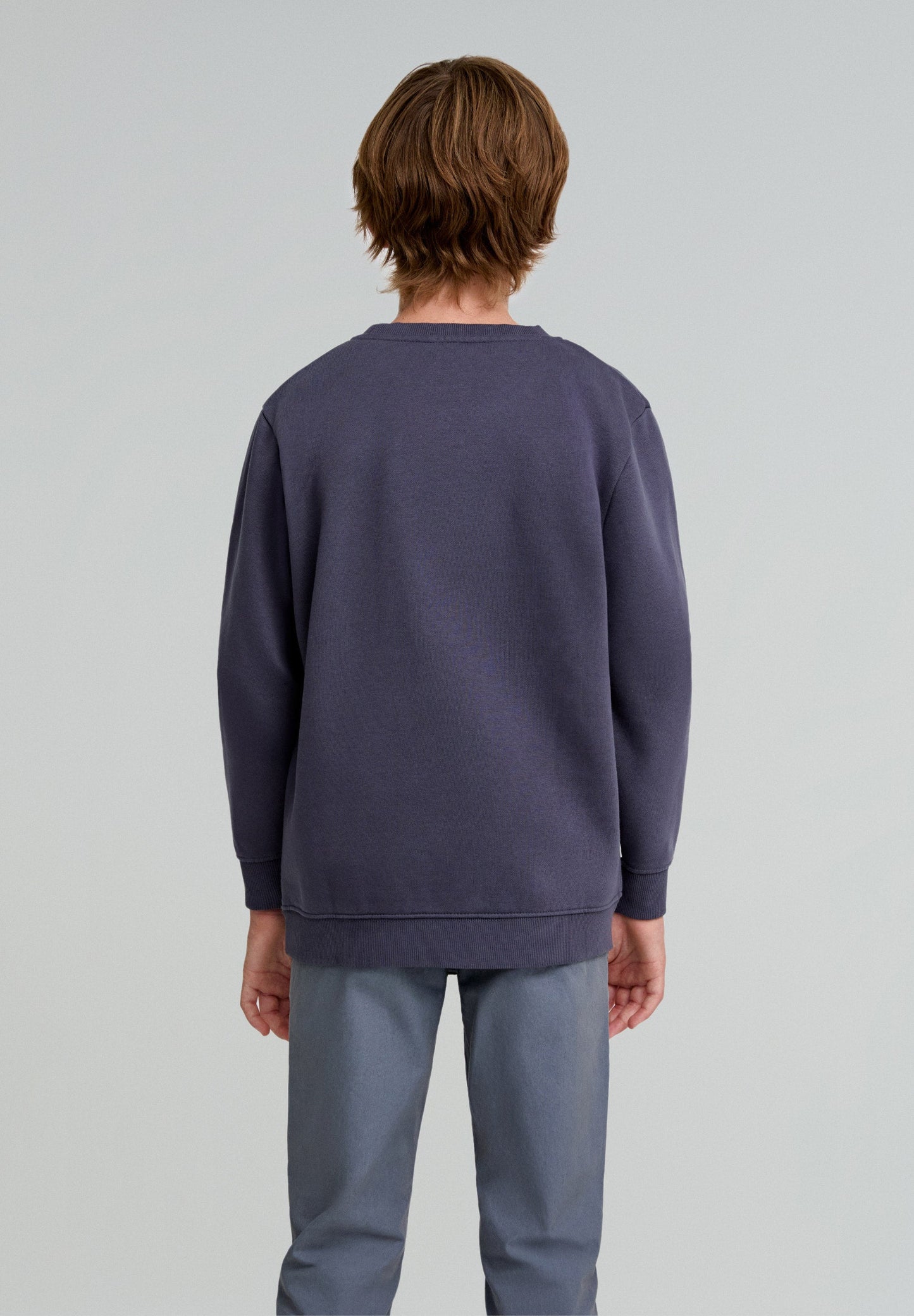 SWEATSHIRT WITH POCKETS AND RAISED LOGO