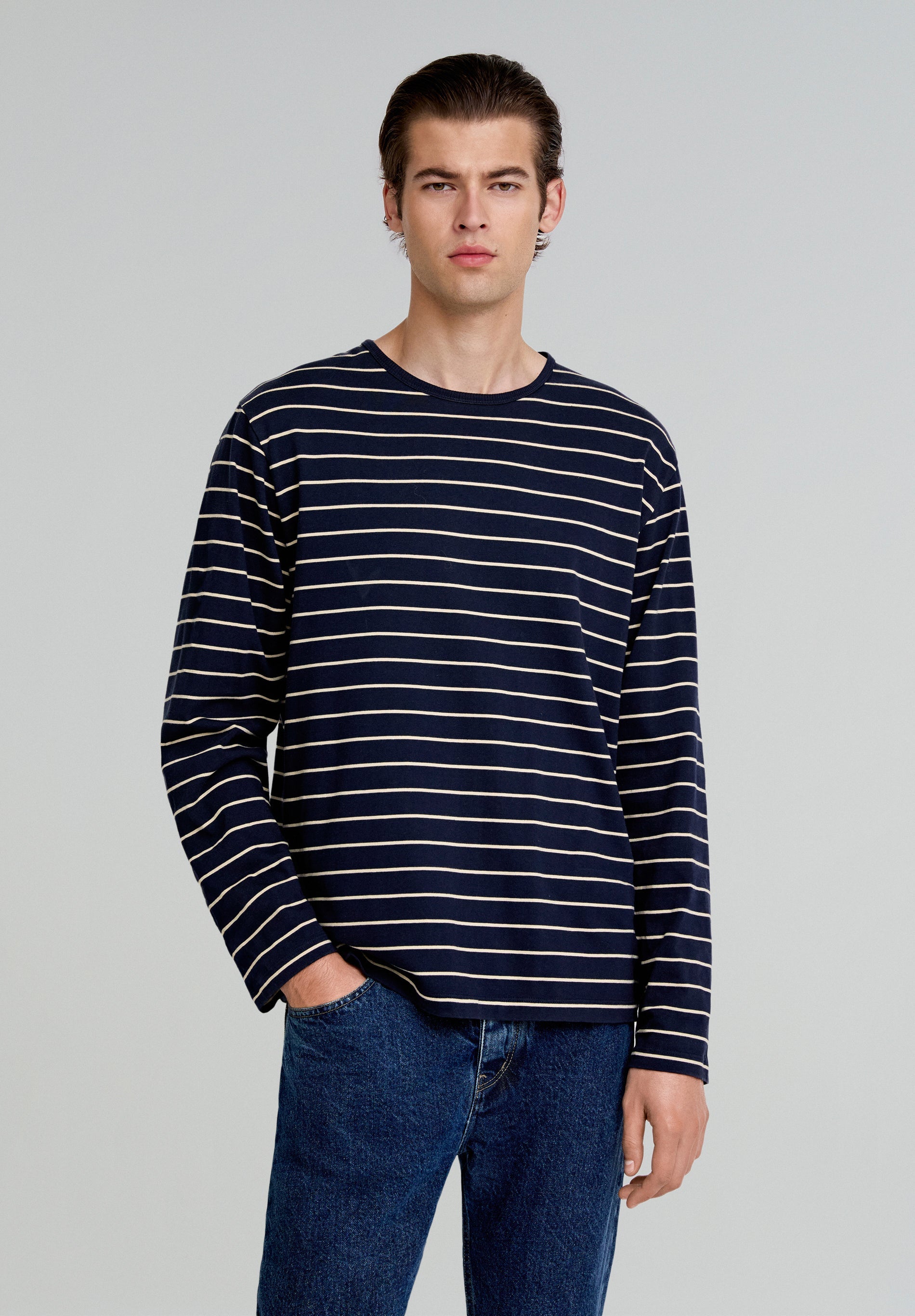 PREMIUM STRIPED T-SHIRT