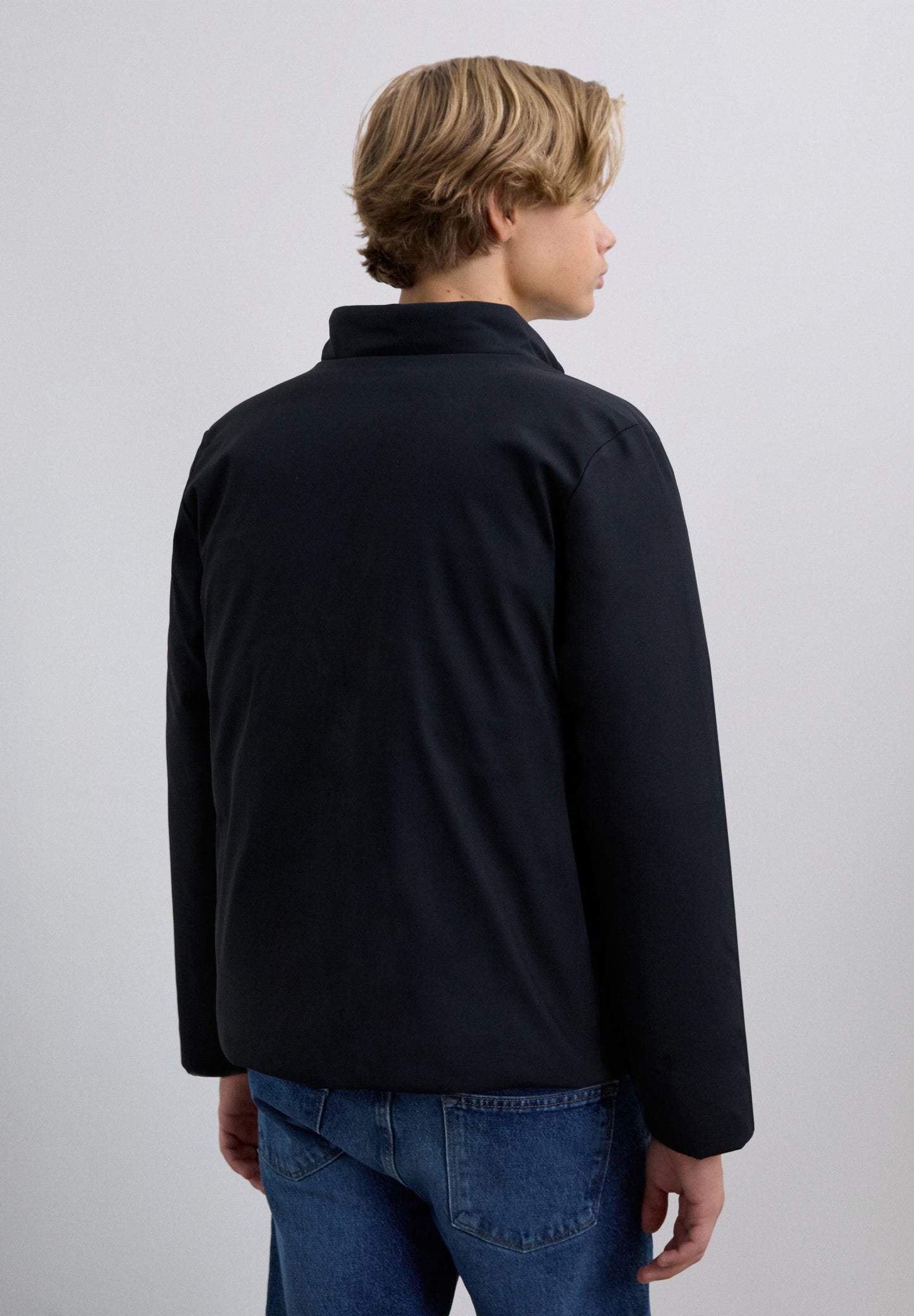 JACKET WITH DETACHABLE HOOD AND LOGO