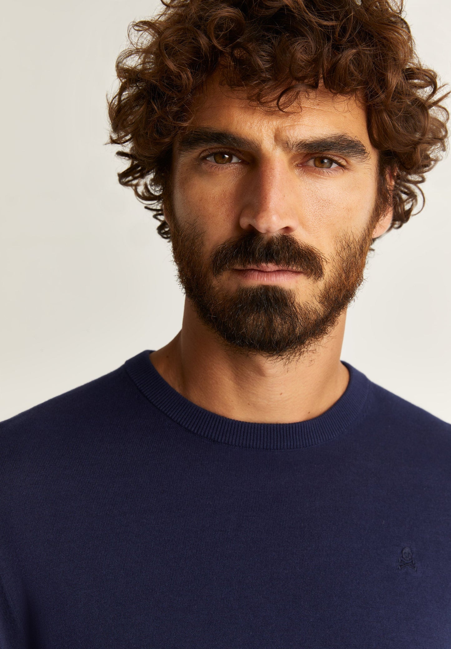 ROUND NECK SWEATER WITH SKULL