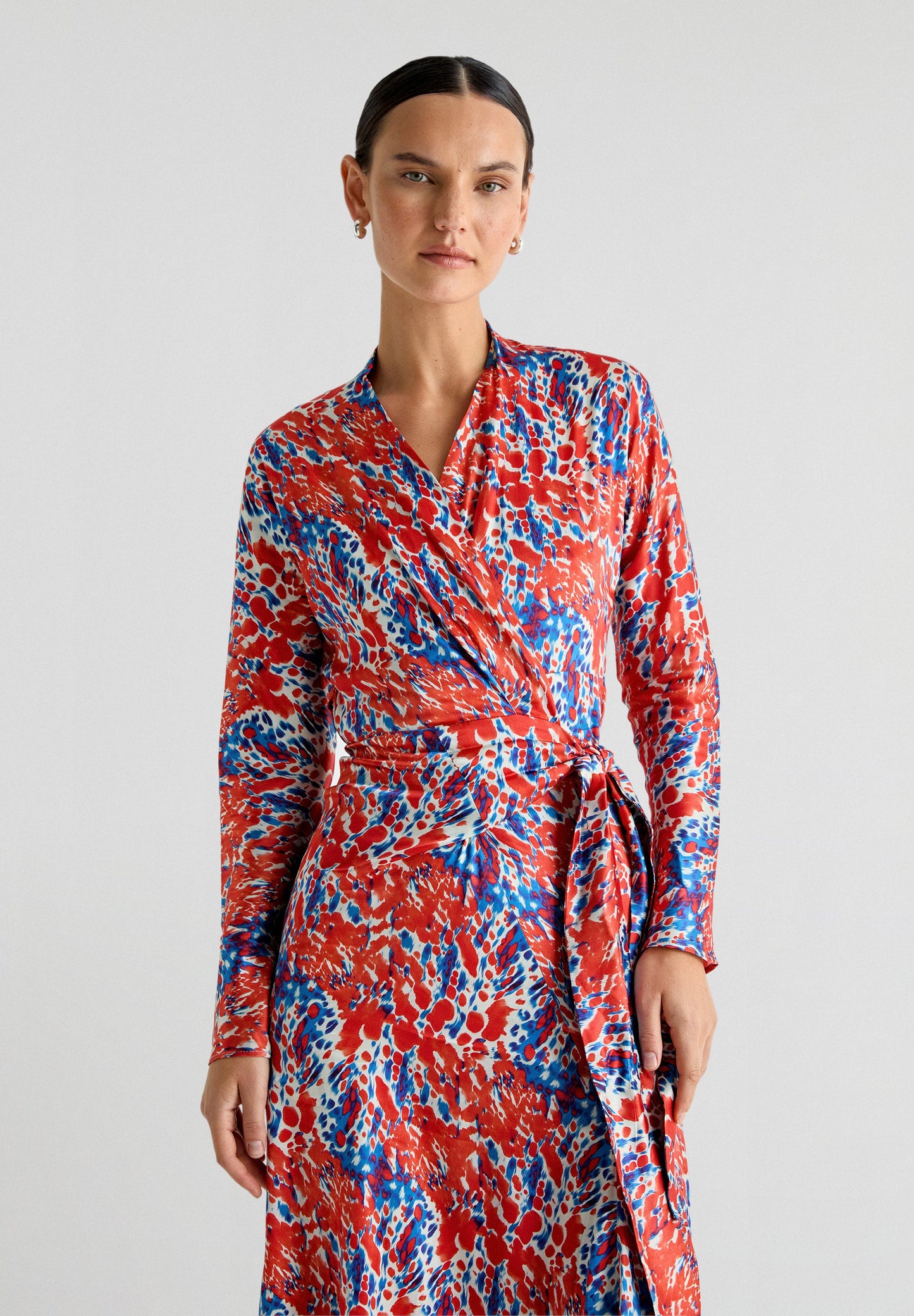 DRESS WITH MULTI-POSITION NECKLINE