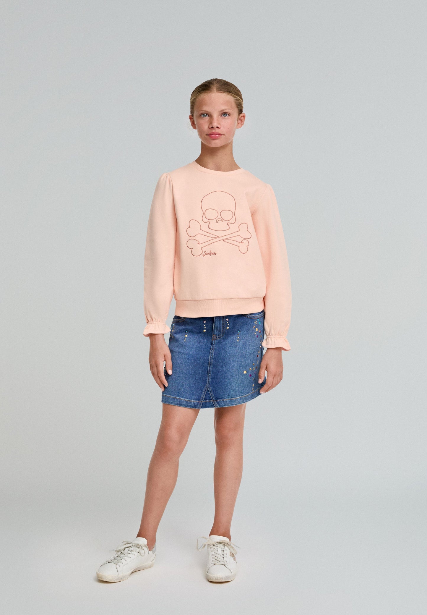 GATHERED SKULL SWEATSHIRT