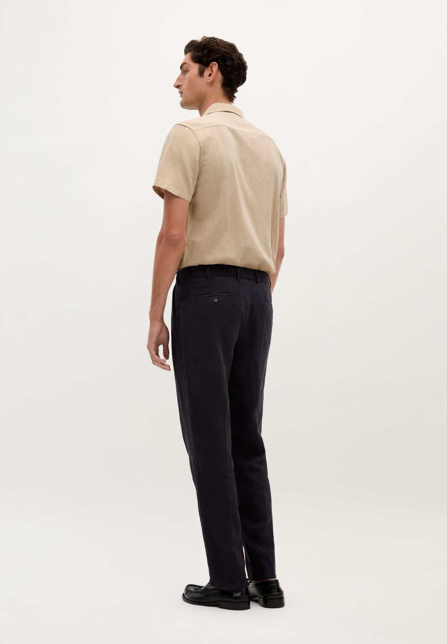 LINEN TROUSERS WITH DARTS