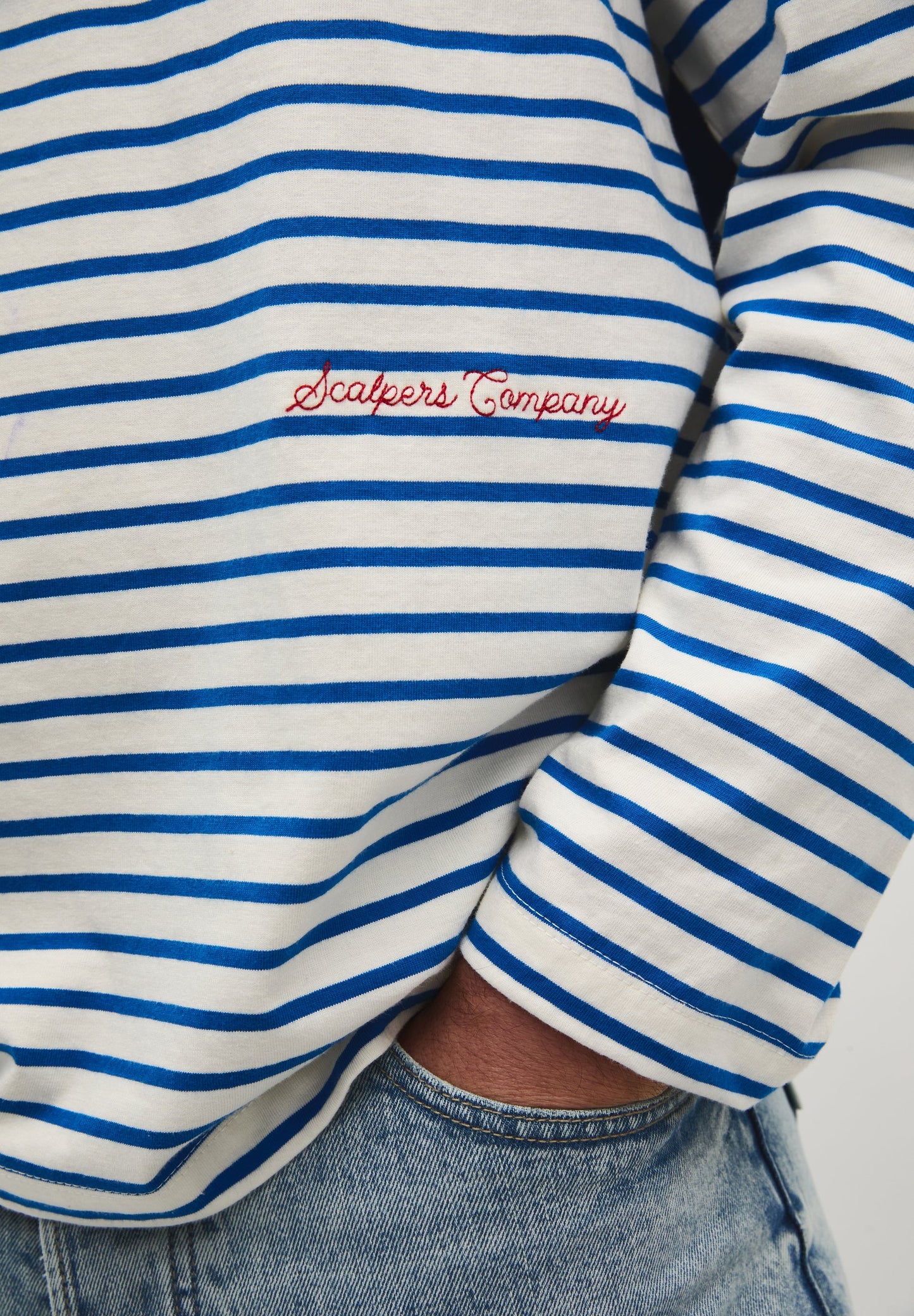 STRIPED EMB LS TEE