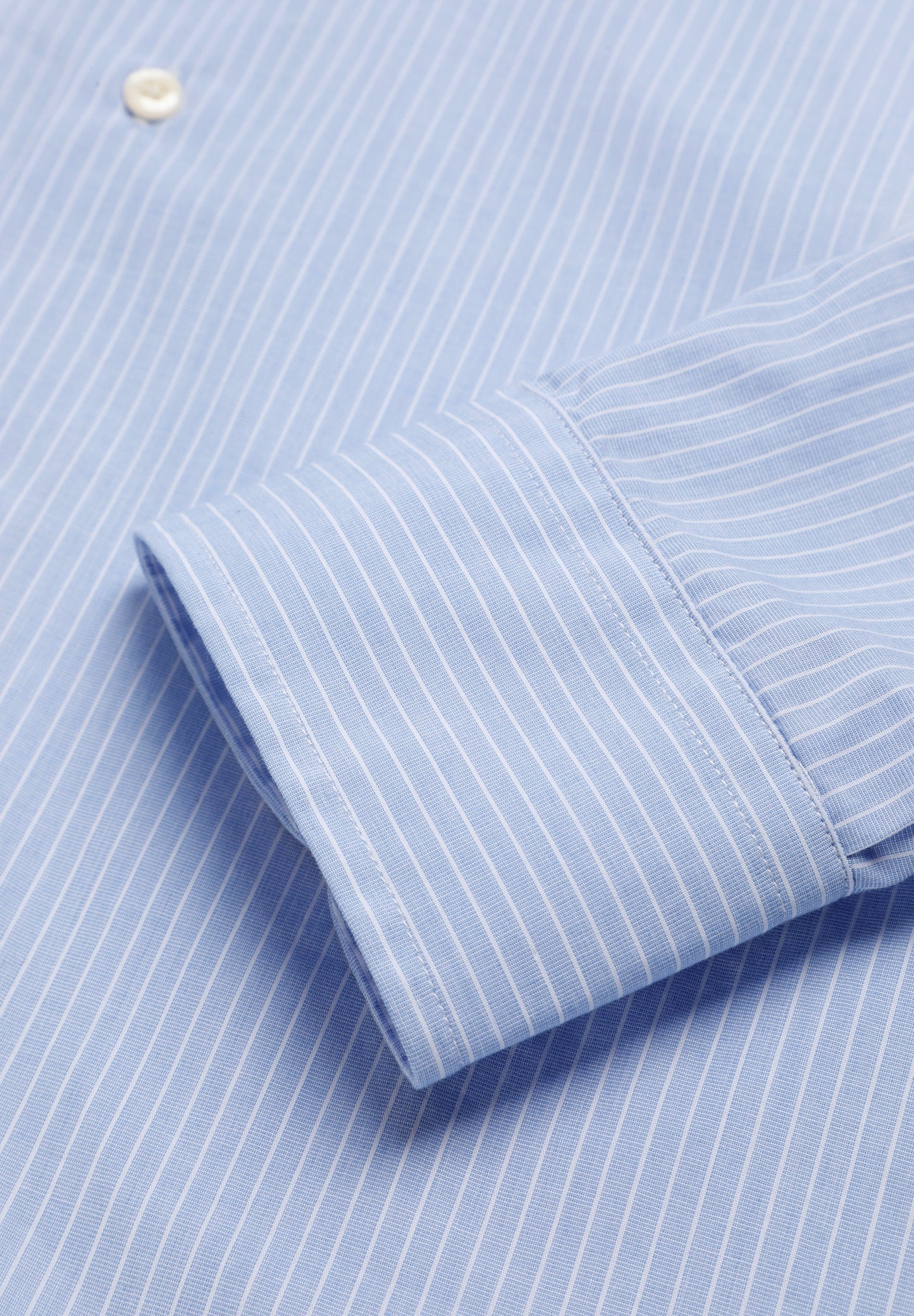 CLASSIC STRIPED SHIRT