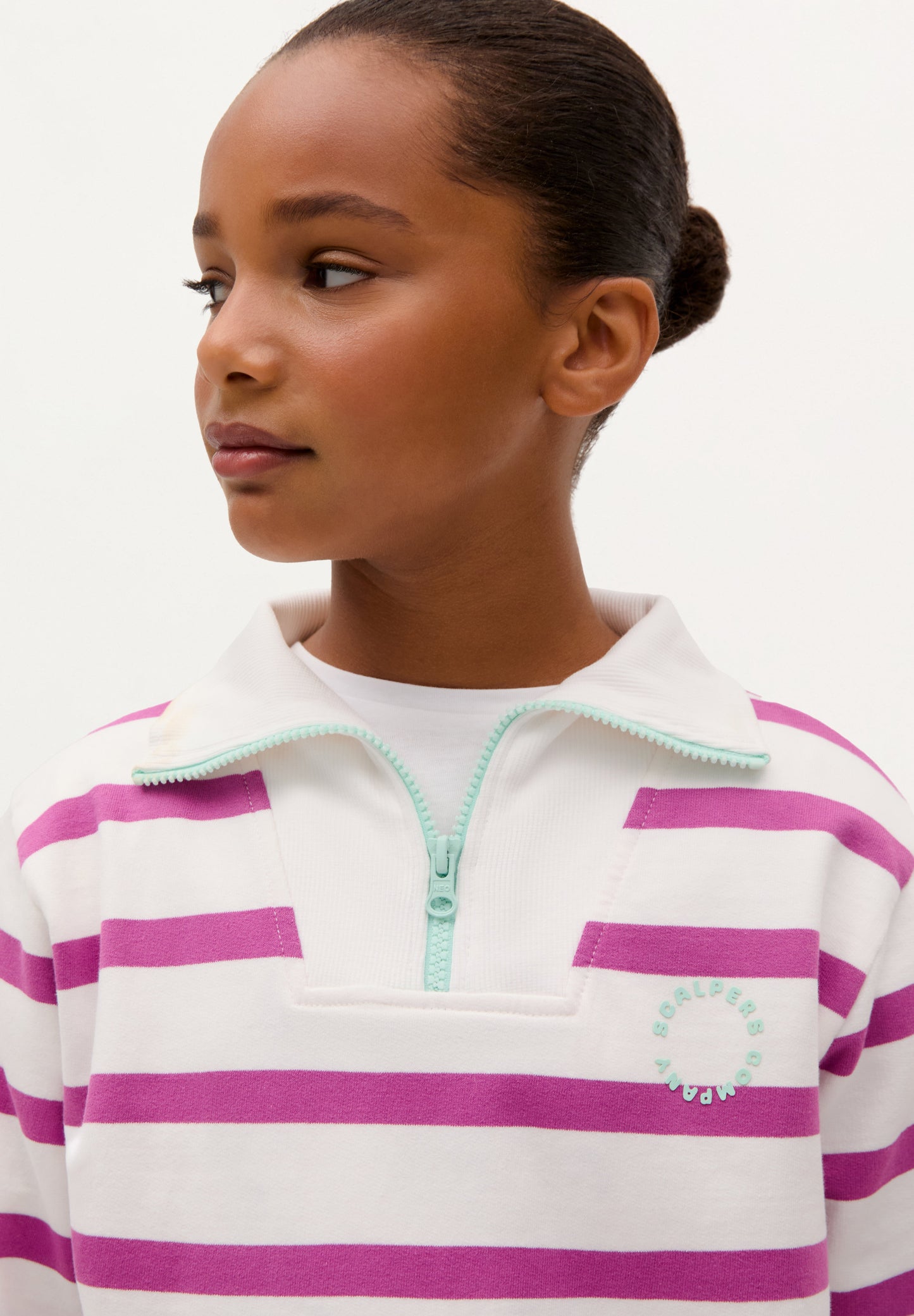 STRIPED PRINT SWEATSHIRT