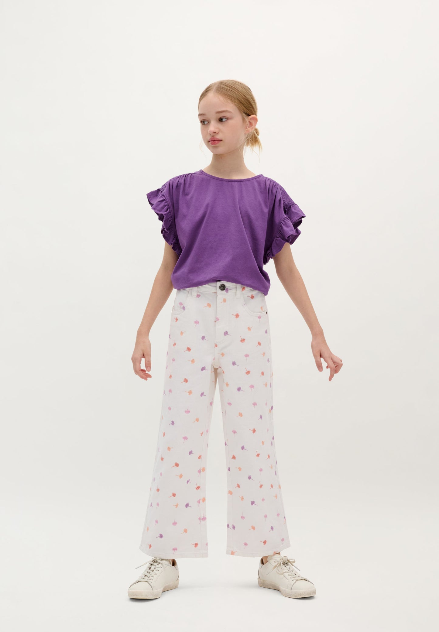 RUFFLE SLEEVE T-SHIRT