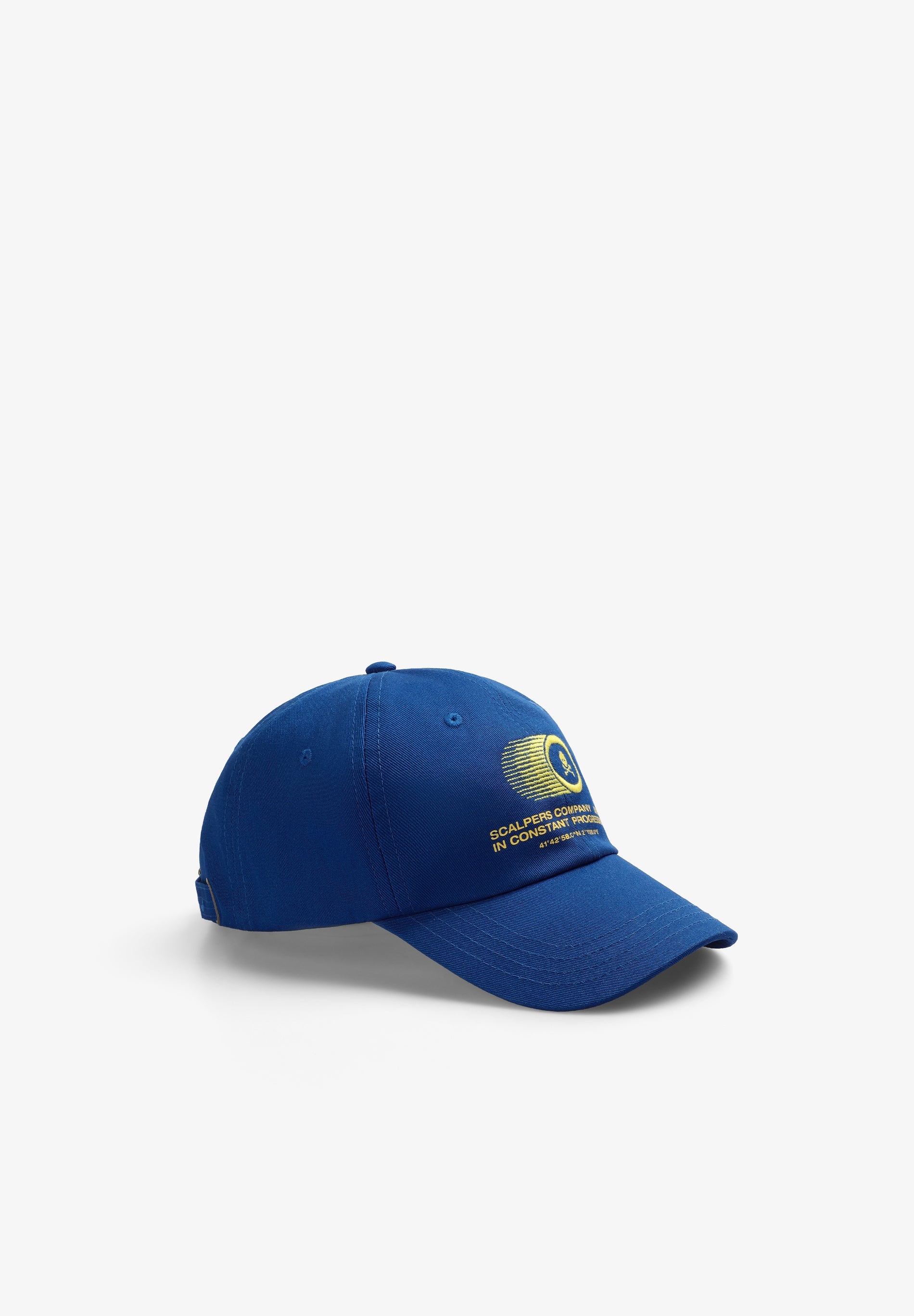 CAP WITH CONTRAST EMBROIDERY