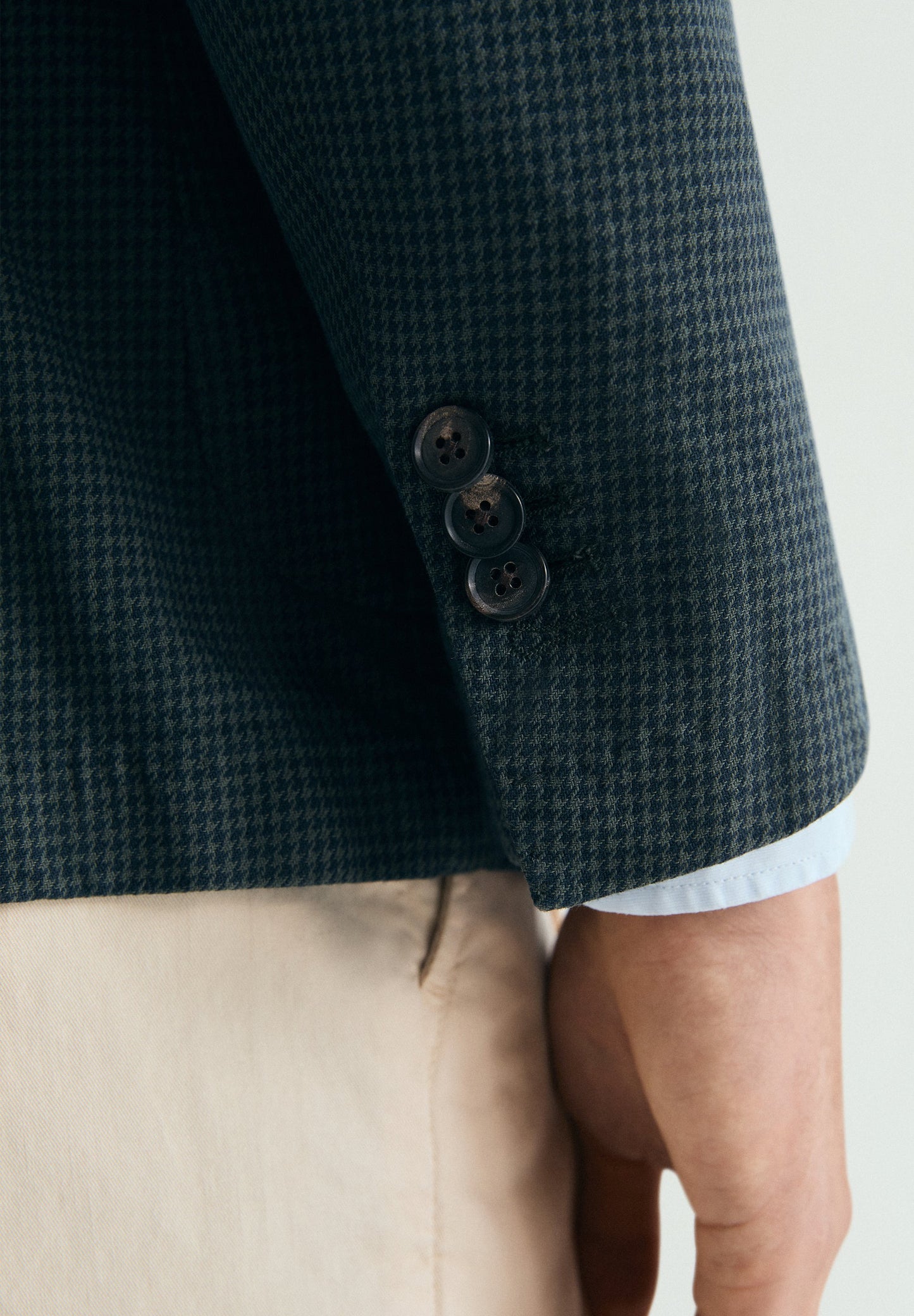 TAILORED BLAZER WITH POCKETS