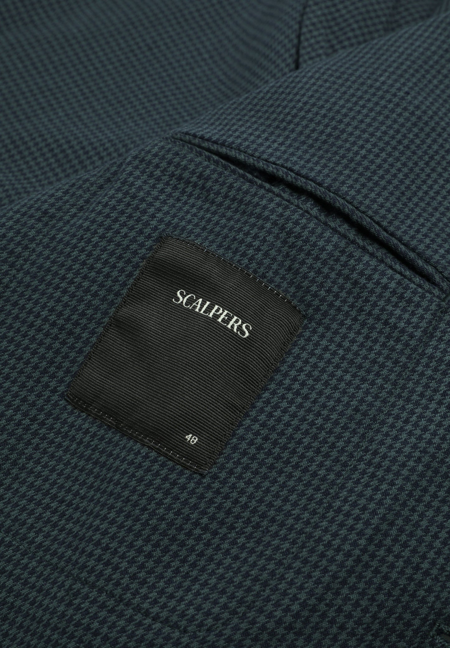 TAILORED BLAZER WITH POCKETS