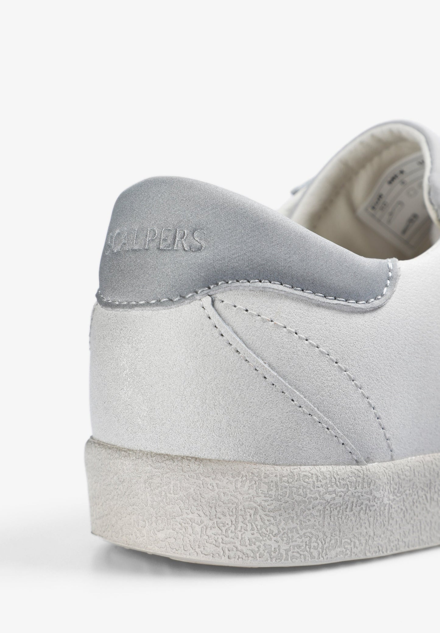 LOW TOP SNEAKERS WITH SIDE SKULL