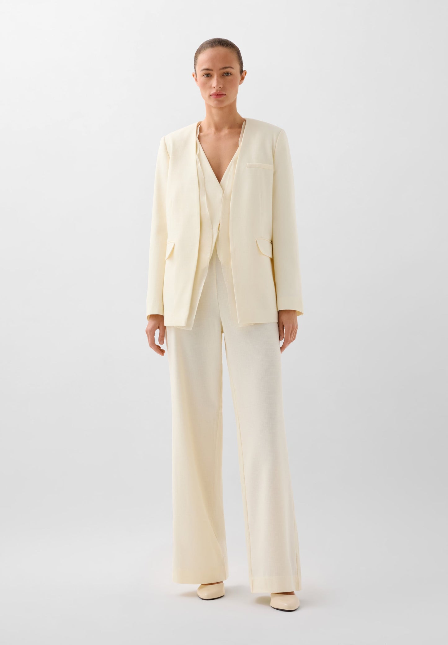 PLAIN BLAZER WITH ORGANZA DETAIL