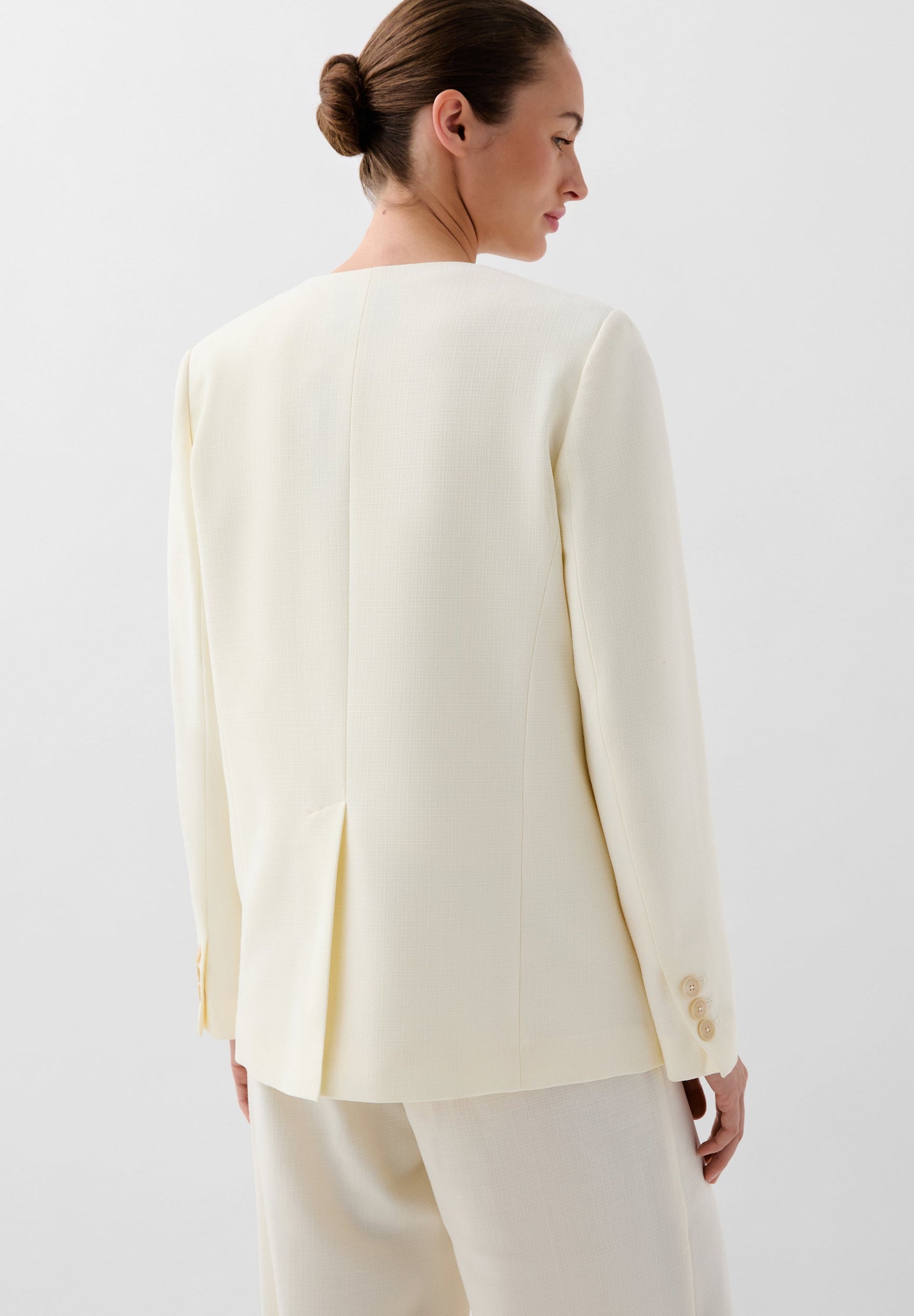 PLAIN BLAZER WITH ORGANZA DETAIL