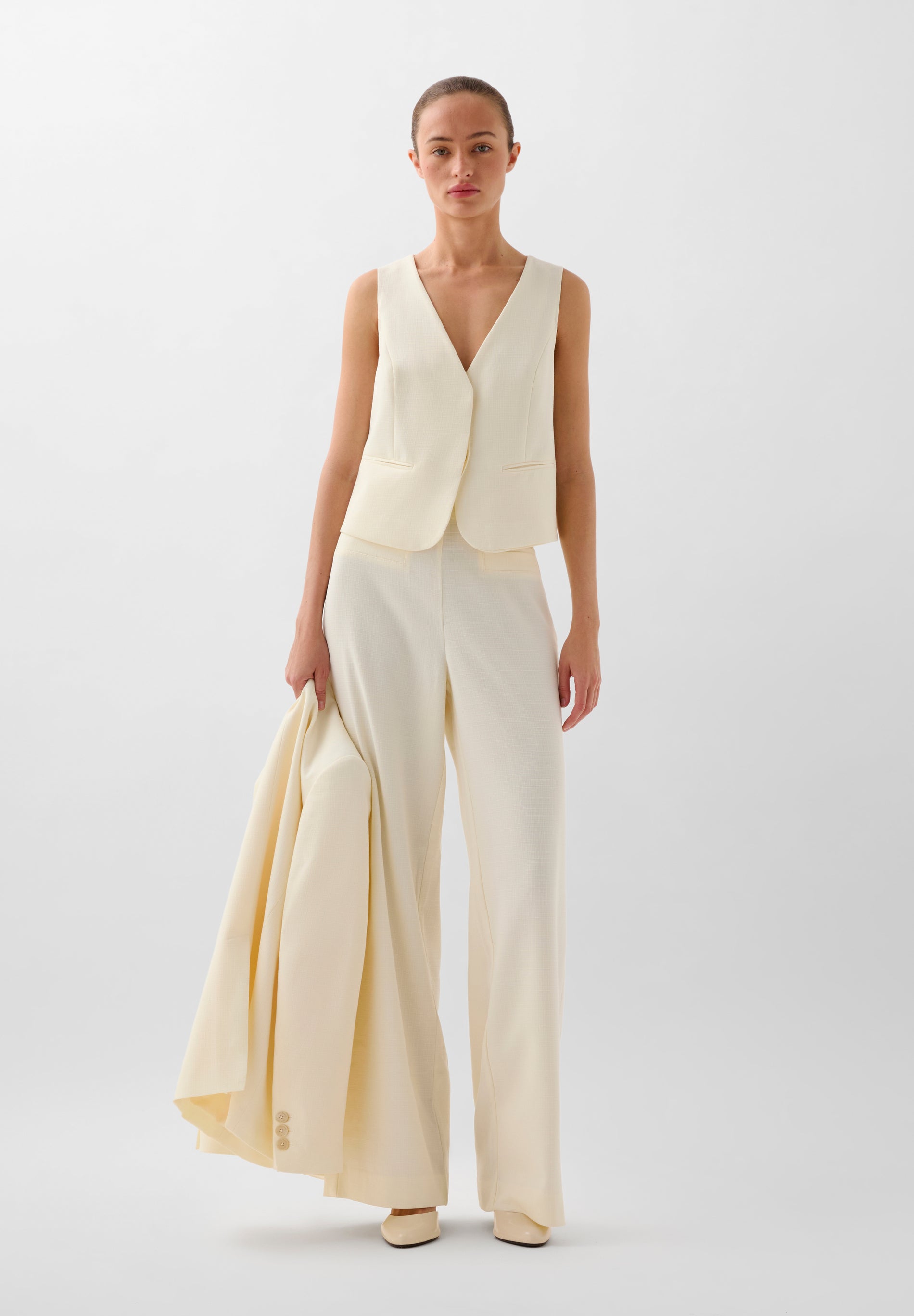 FLOWING TROUSERS WITH POCKETS