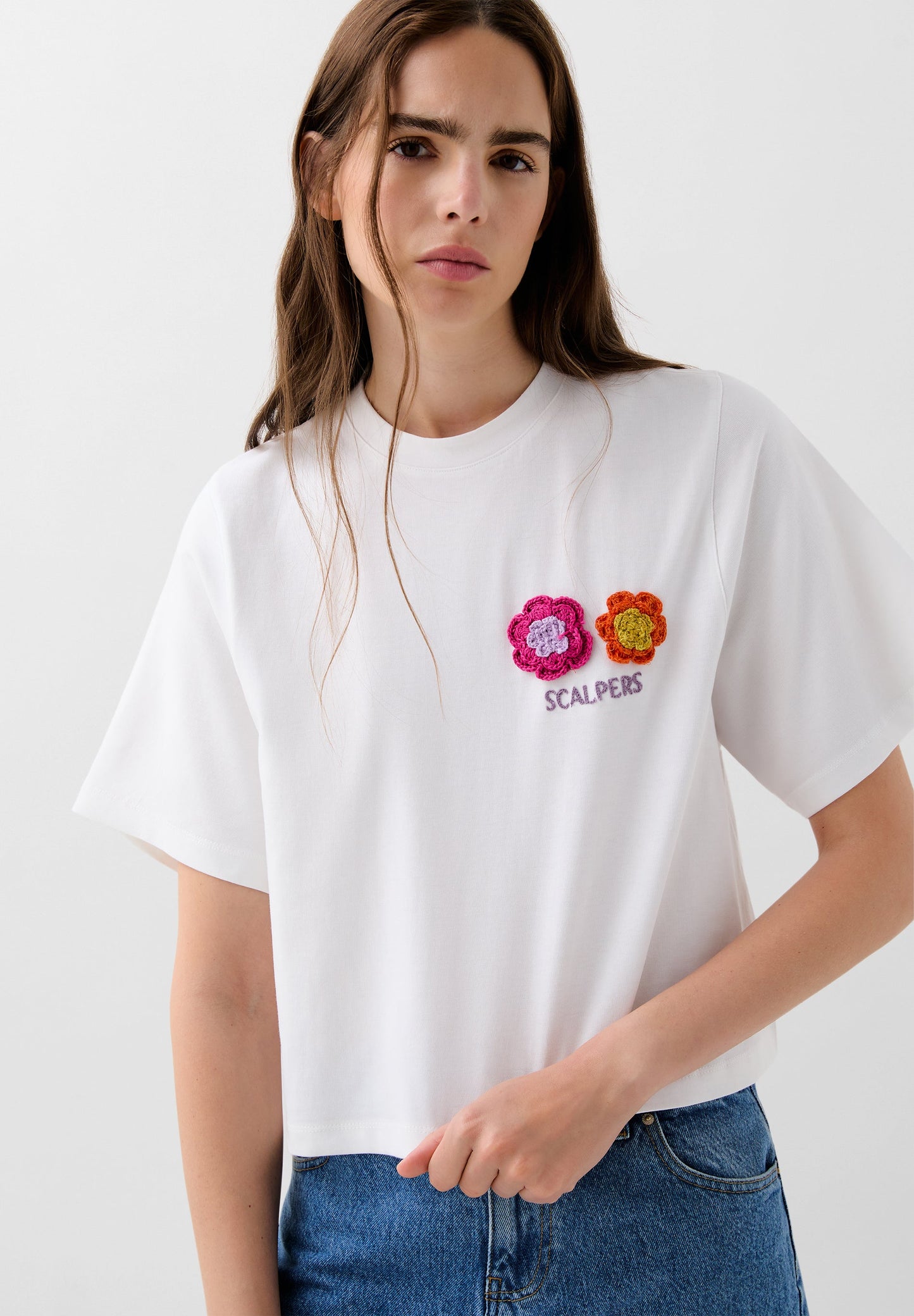 T-SHIRT WITH CROCHET DETAIL