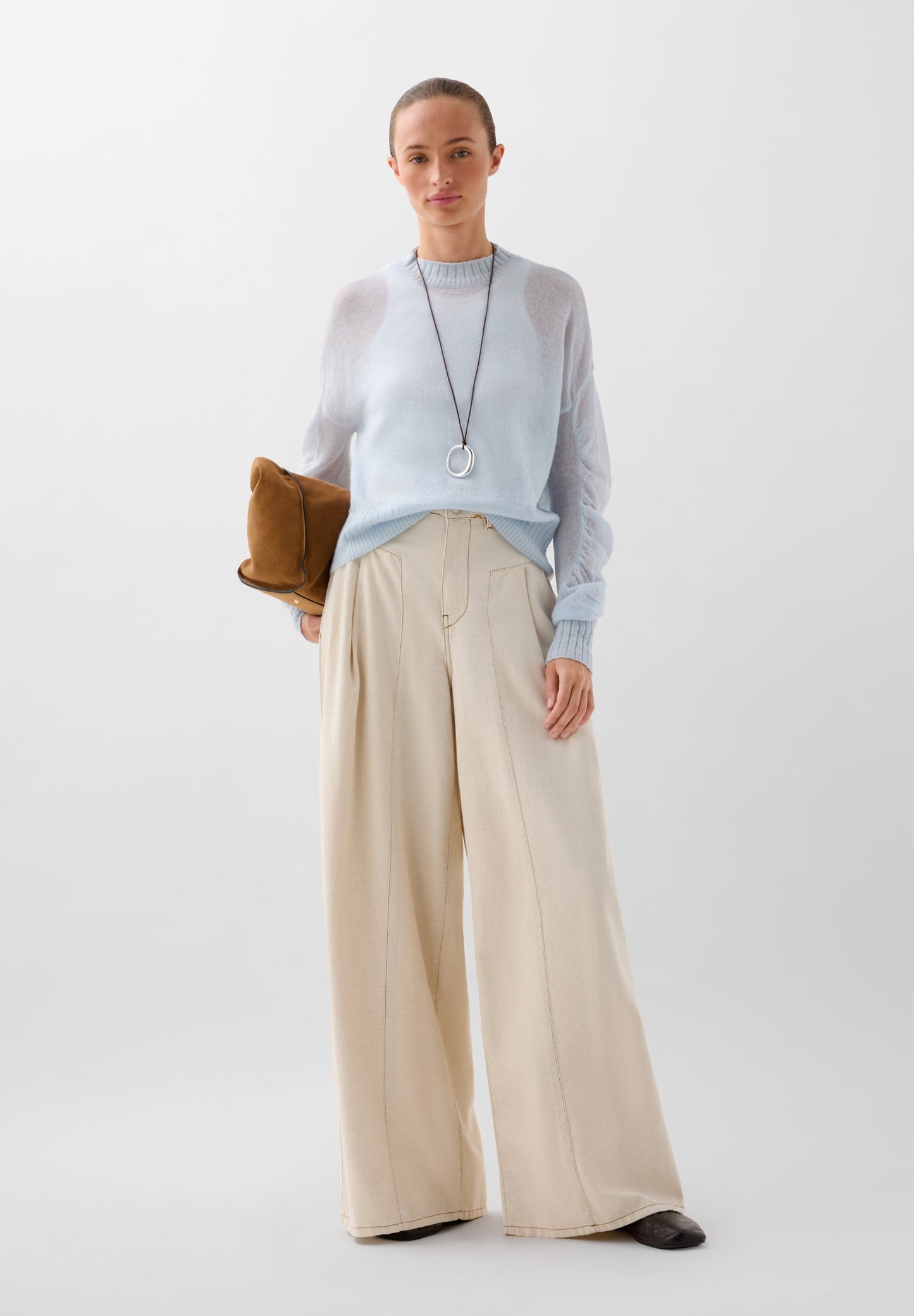 SWEATER WITH RUCHED SLEEVES