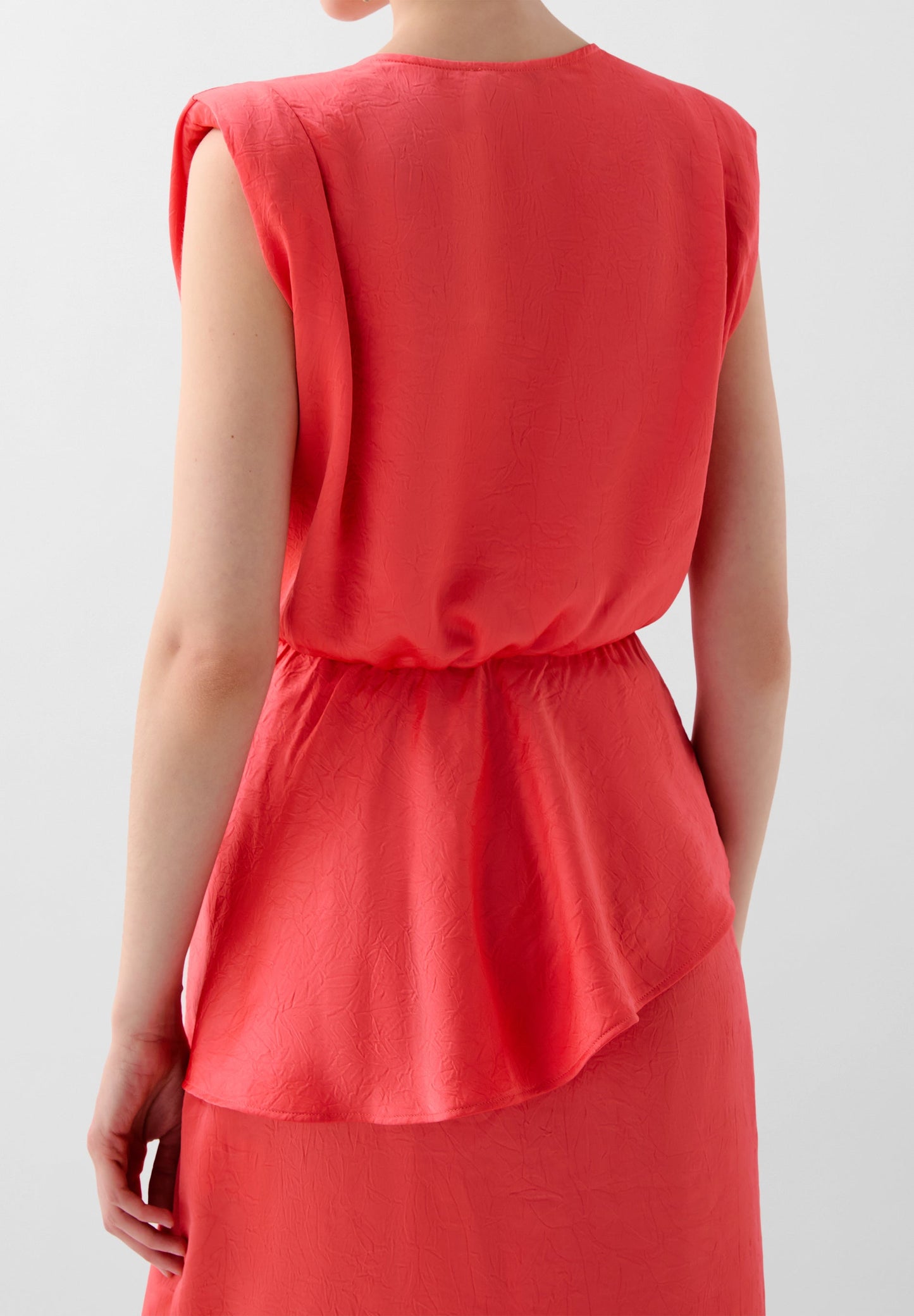 CROSSOVER TEXTURED TOP