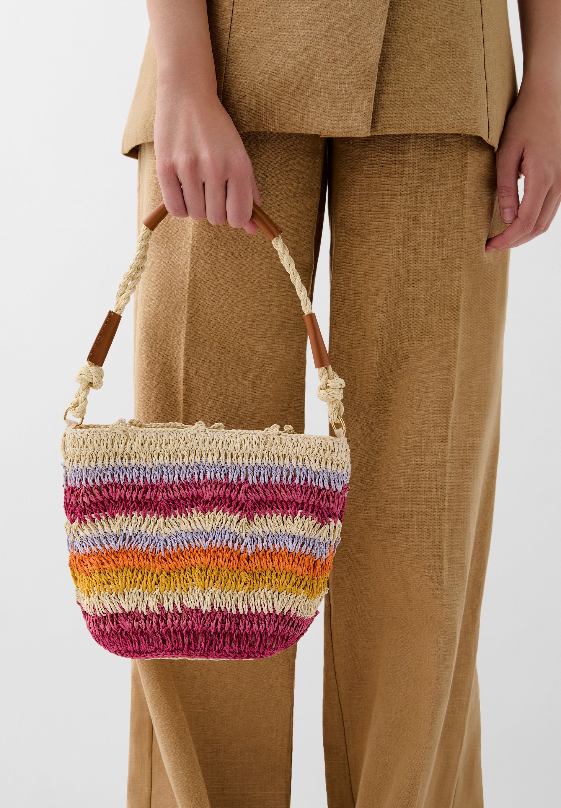 MULTICOLOURED RAFFIA BUCKET BAG