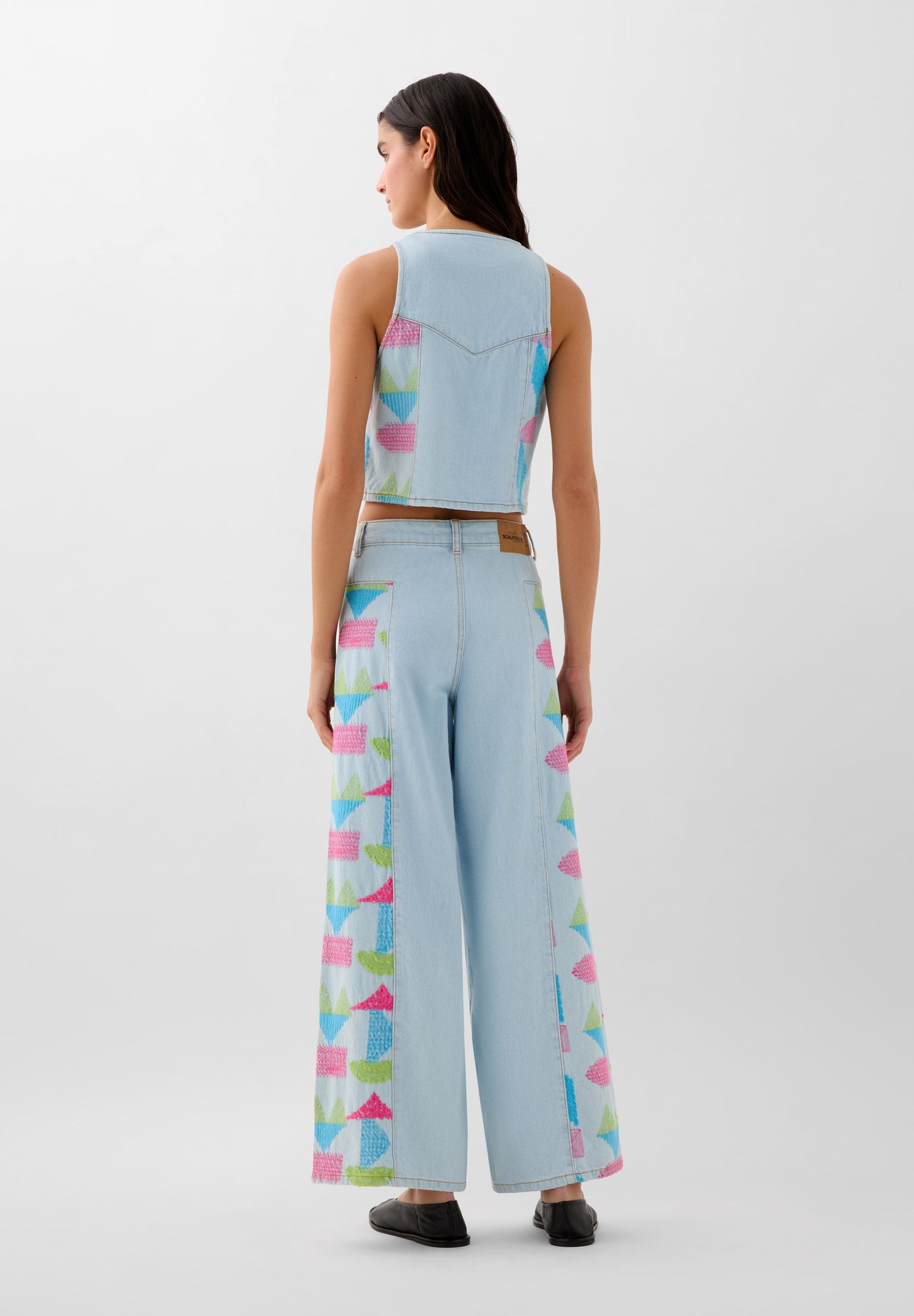 EMBROIDERED CULOTTES JEANS