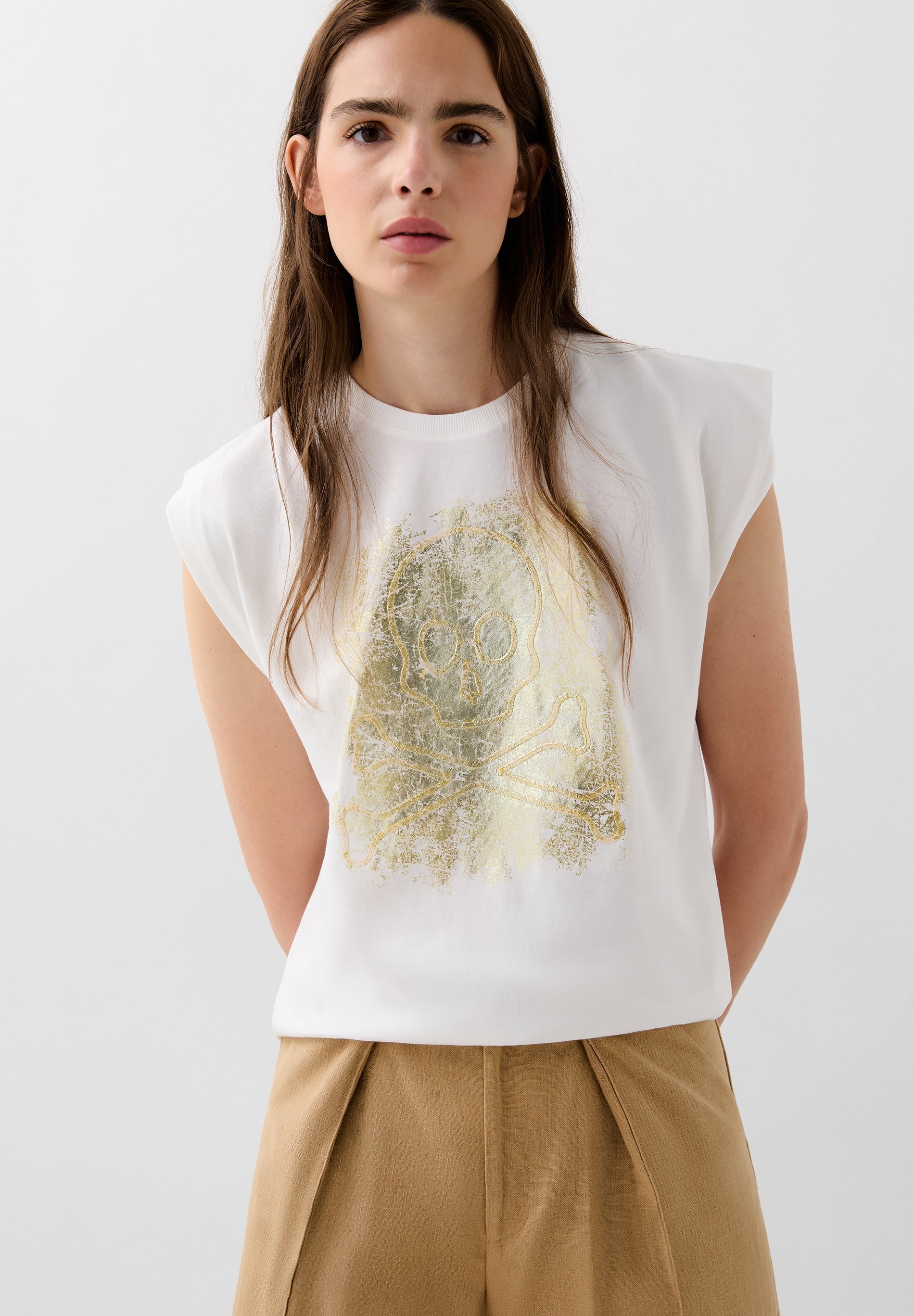 METALLIC SKULL PRINT T-SHIRT