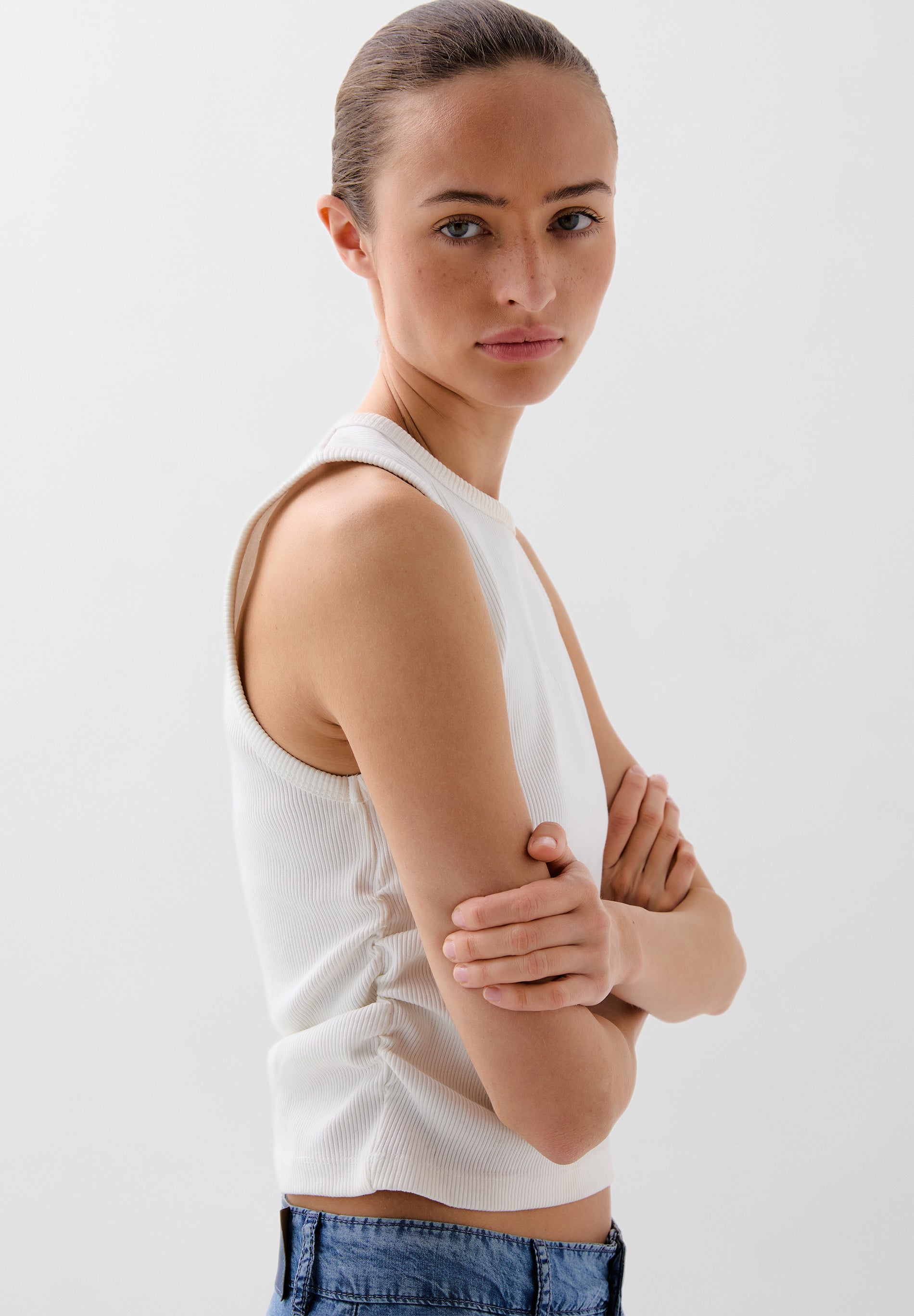 TANK TOP WITH SIDE GATHERING