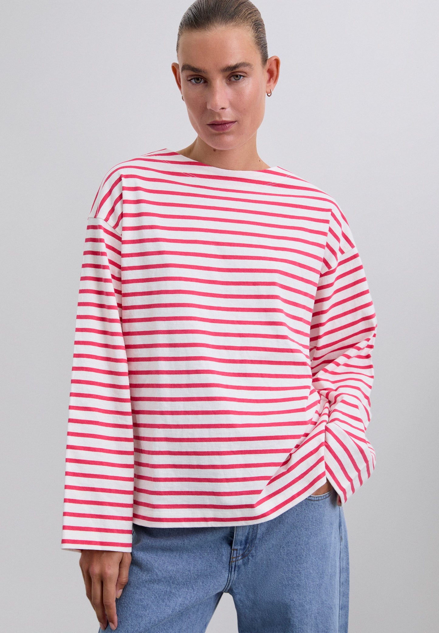 RELAXED FIT STRIPED T-SHIRT