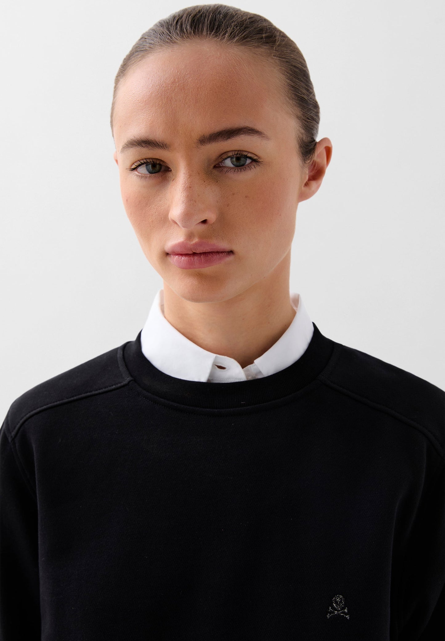 BASIC SKULL SWEATSHIRT