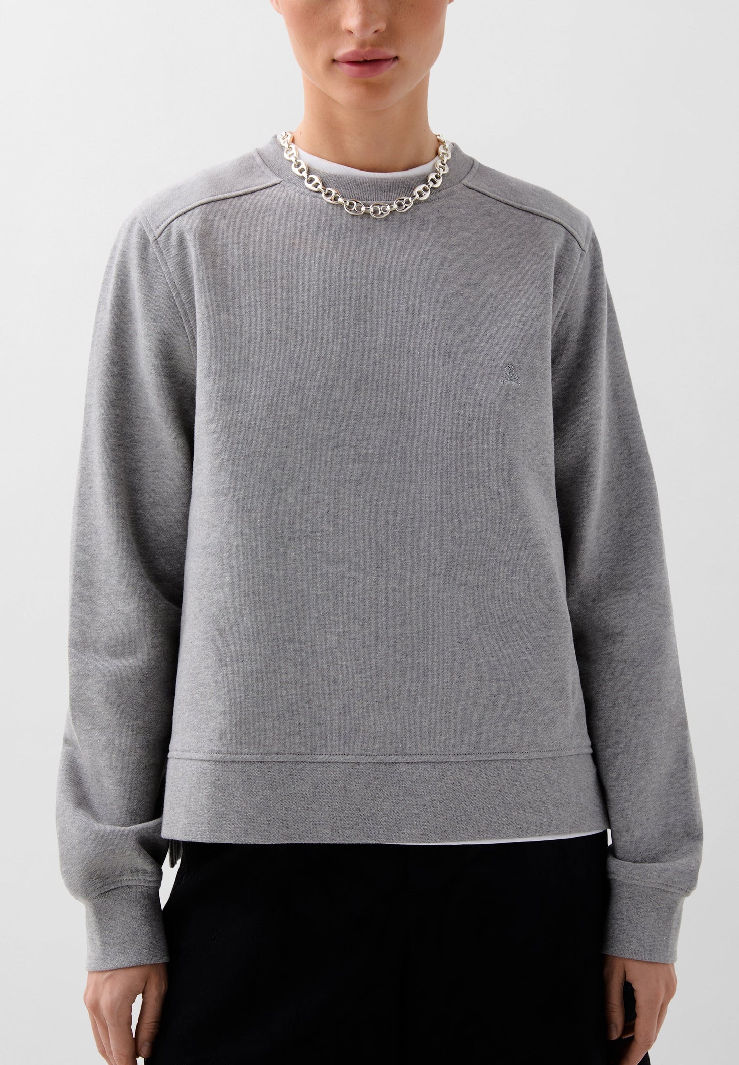 BASIC SKULL SWEATSHIRT