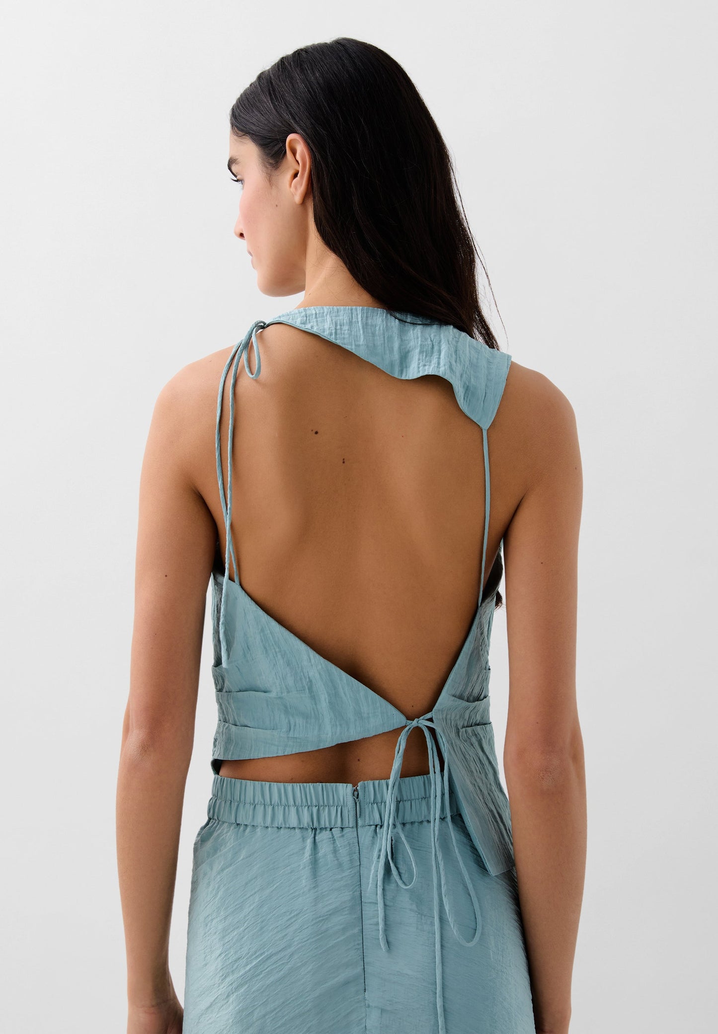 ASYMMETRIC PLEATED TOP