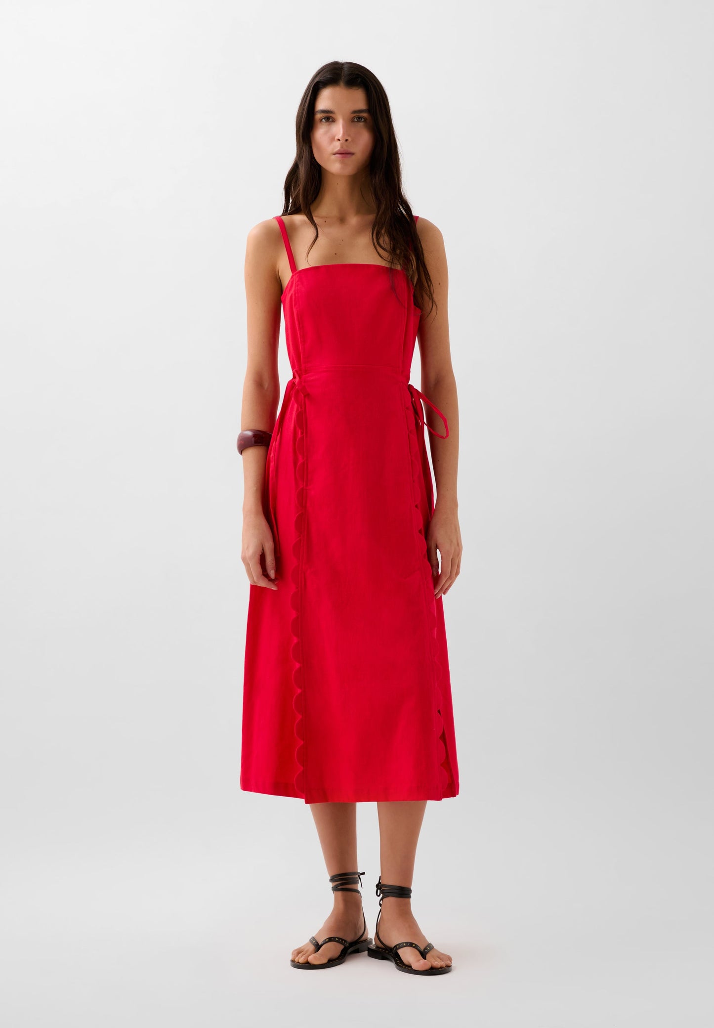 DRESS WITH VENTS AND BOW