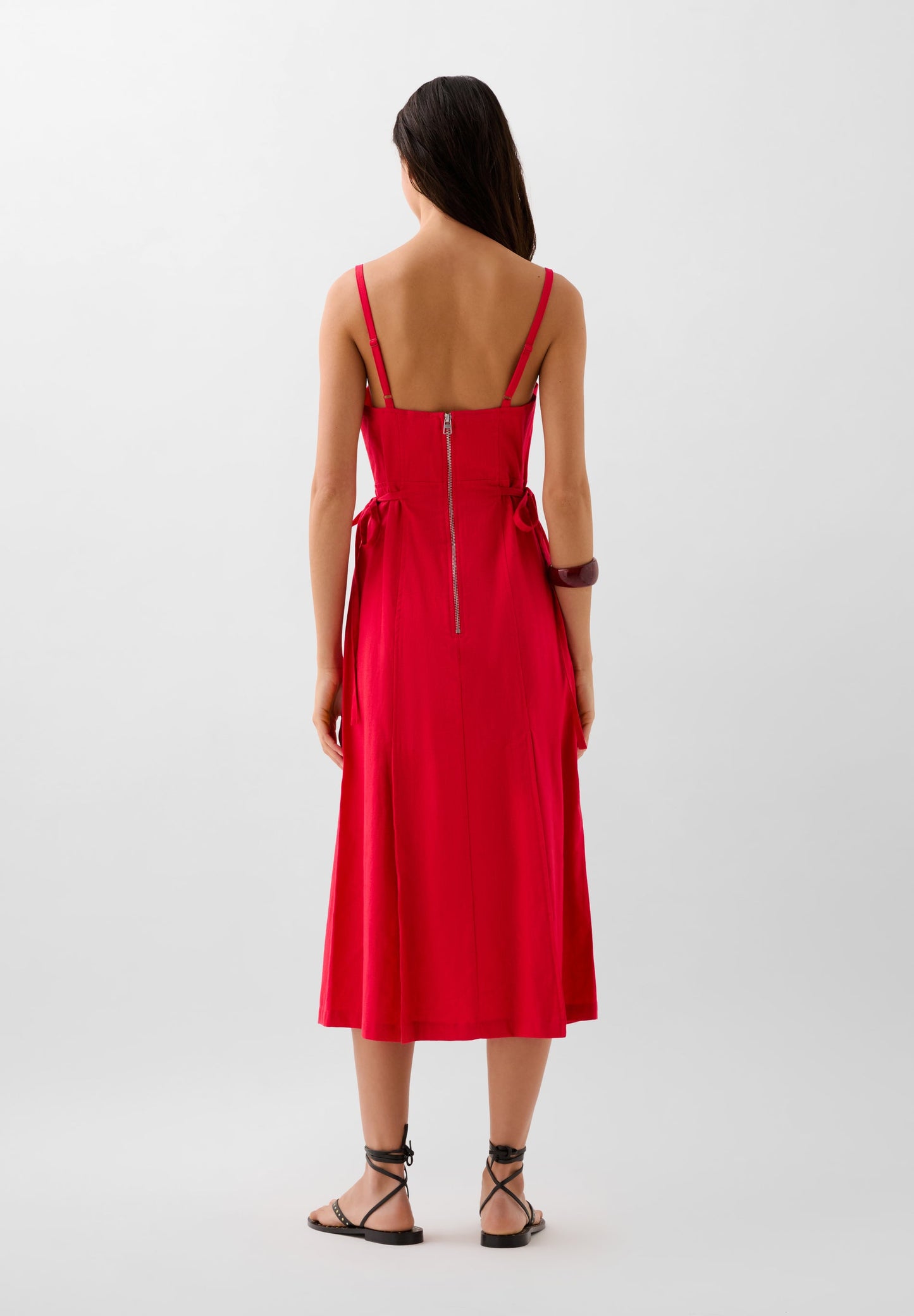DRESS WITH VENTS AND BOW