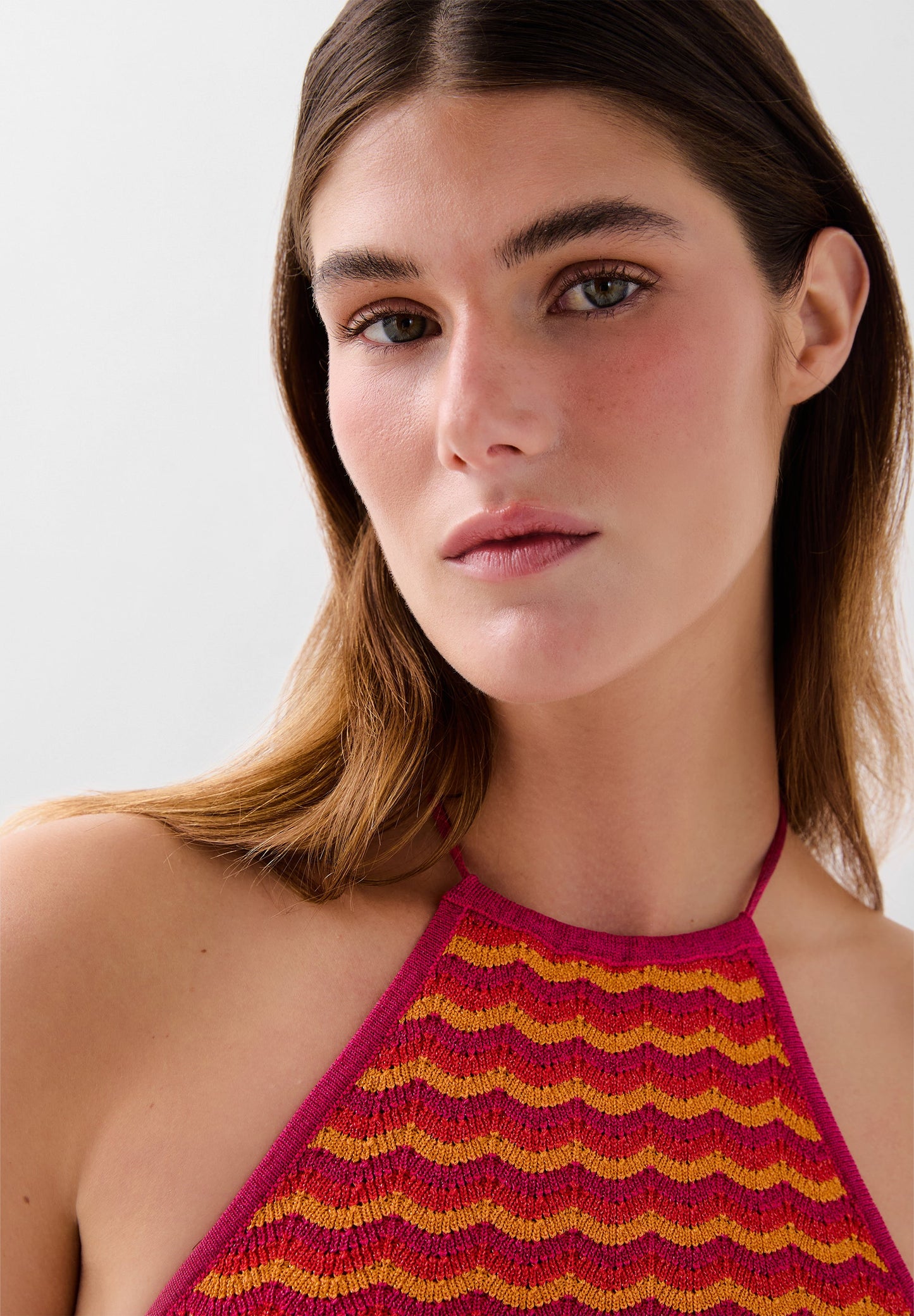 TWO-TONE KNIT DRESS WITH SLITS