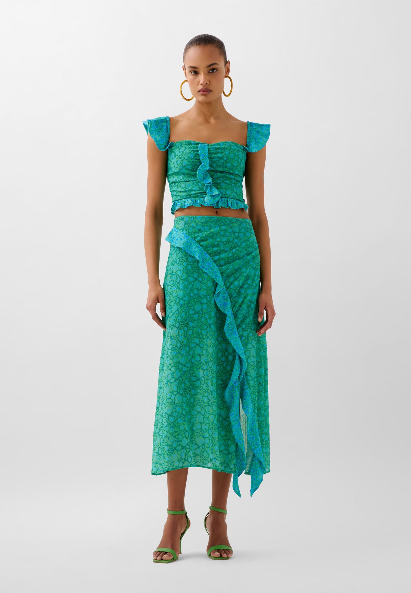 PRINTED CROP TOP WITH RUFFLE