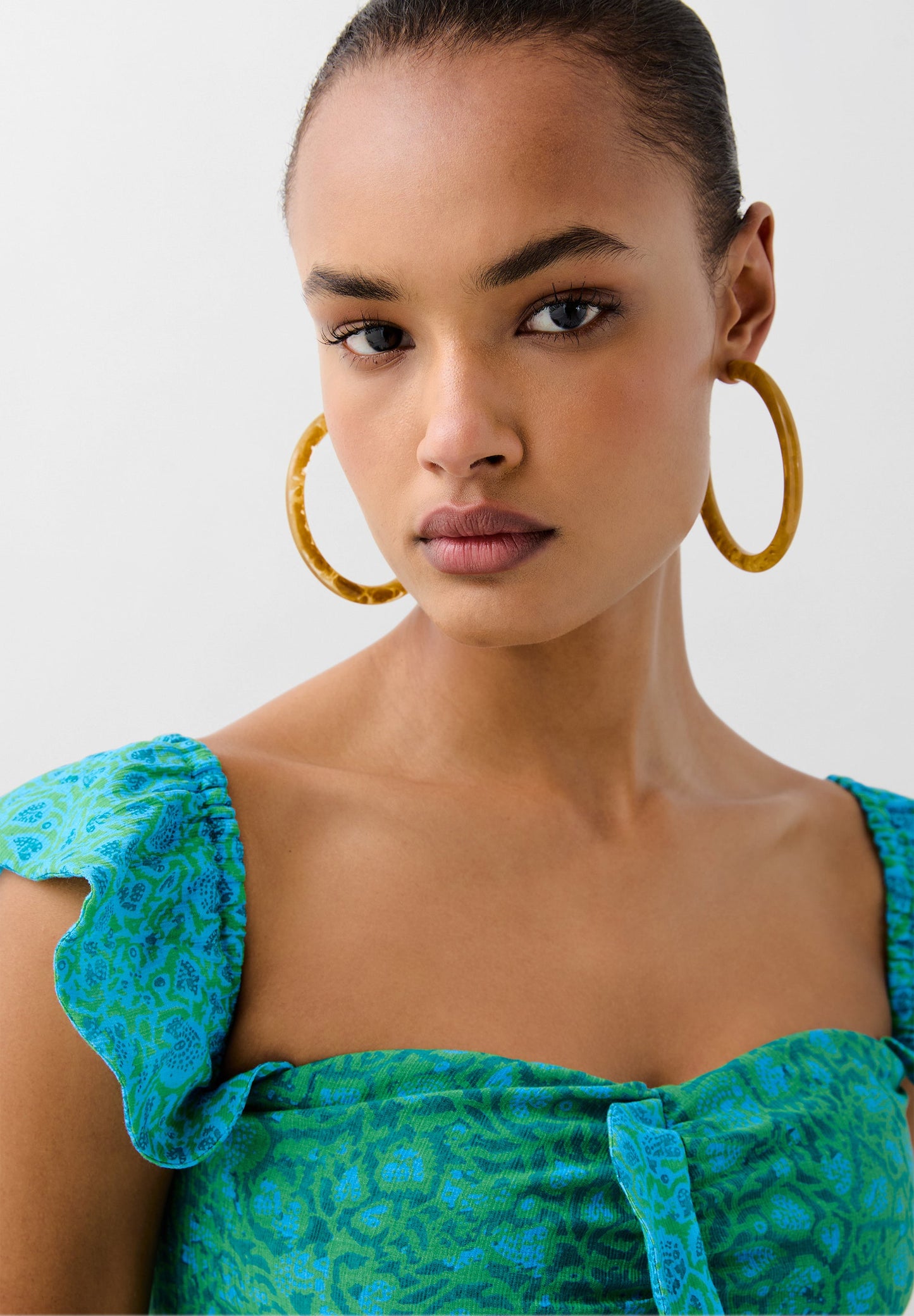PRINTED CROP TOP WITH RUFFLE