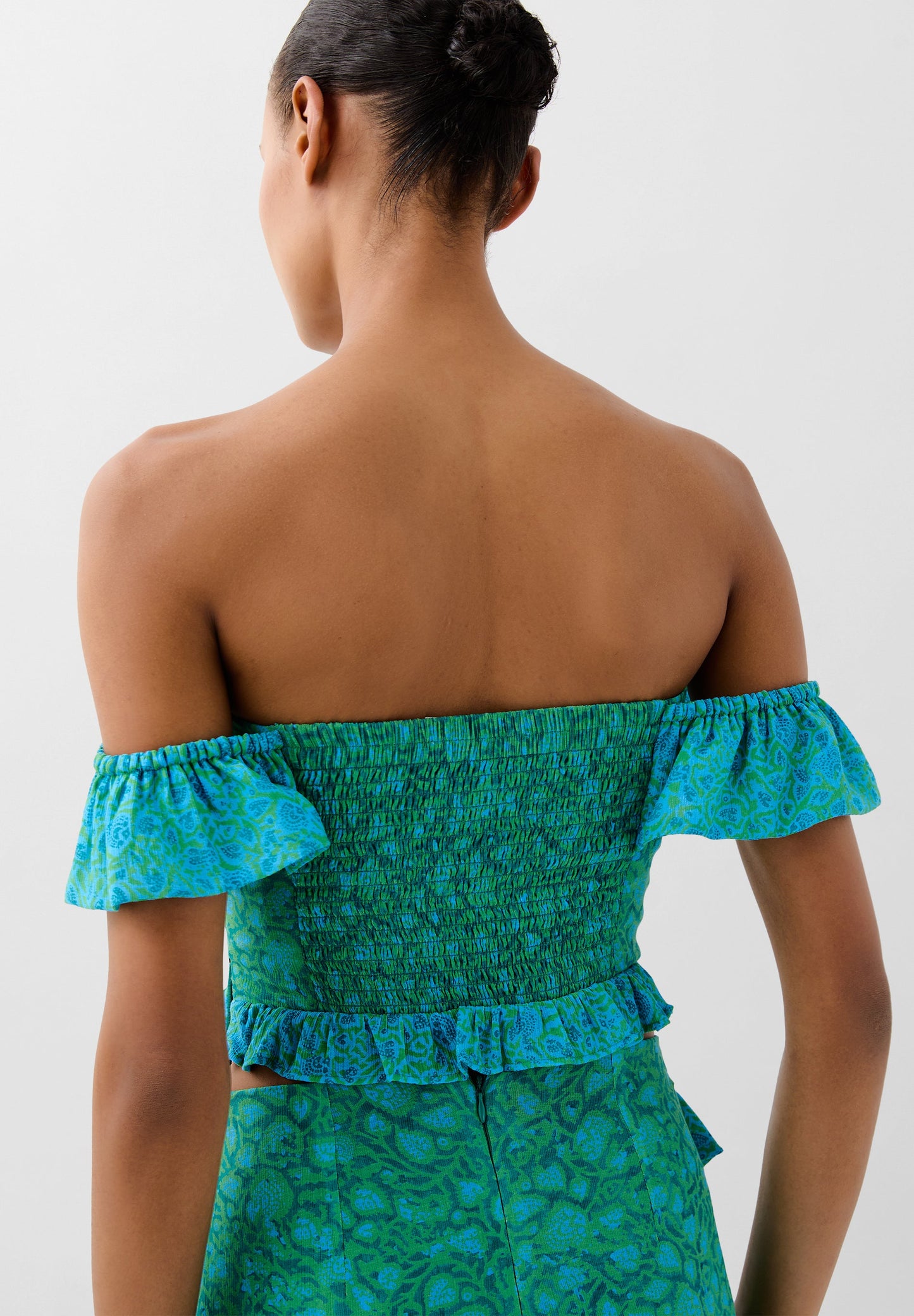 PRINTED CROP TOP WITH RUFFLE