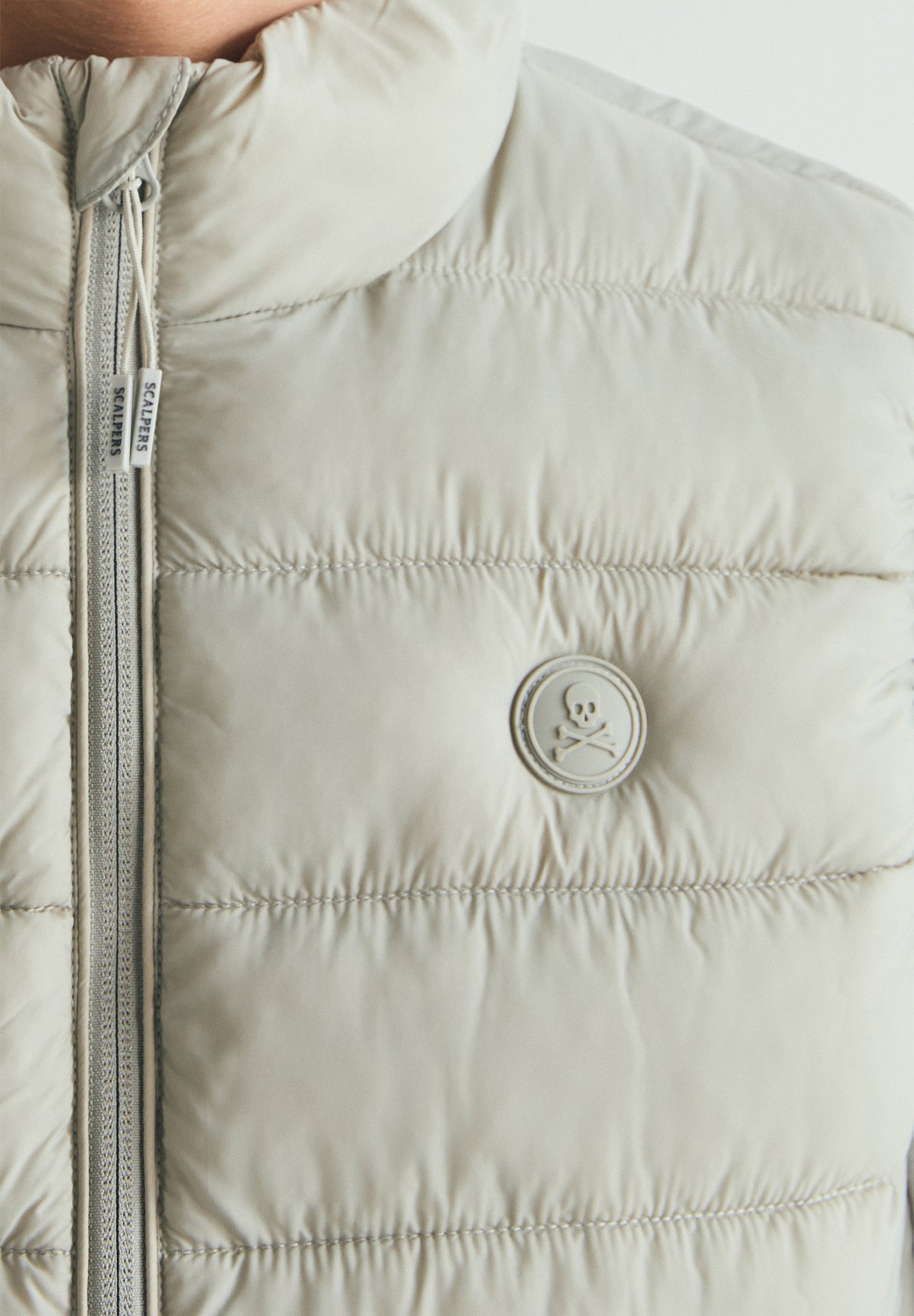 LIGHTWEIGHT PUFFER VEST