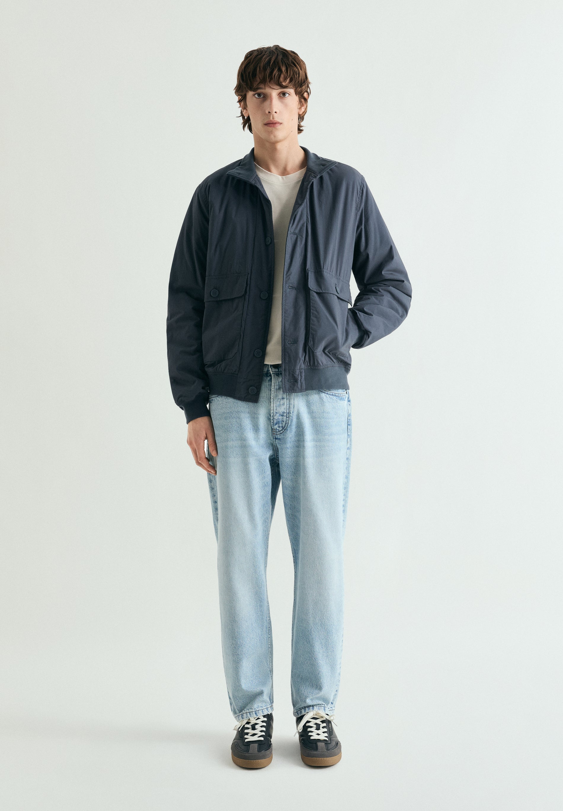 BUTTON-UP JACKET WITH POCKETS