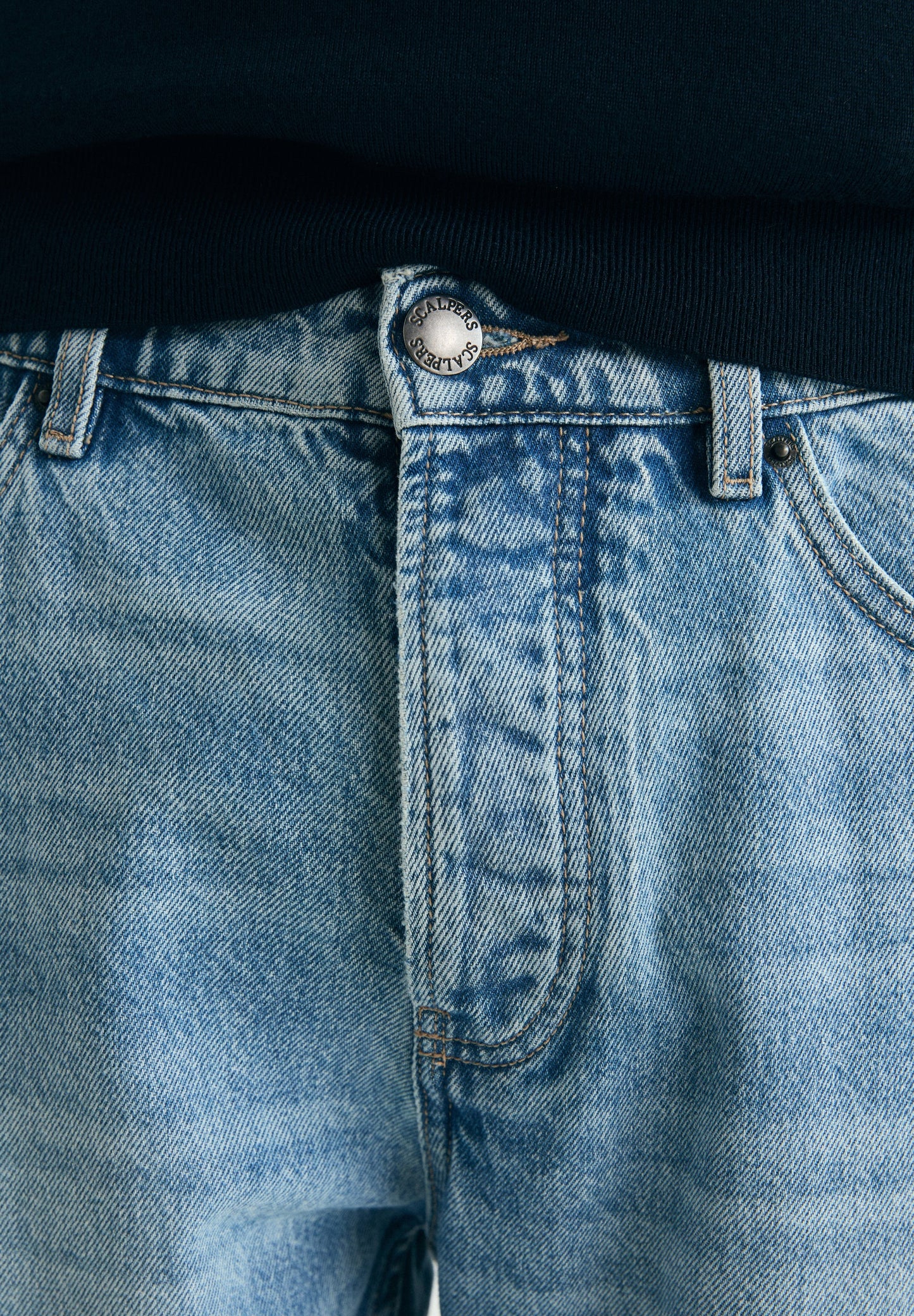 REGULAR FIT JEANS