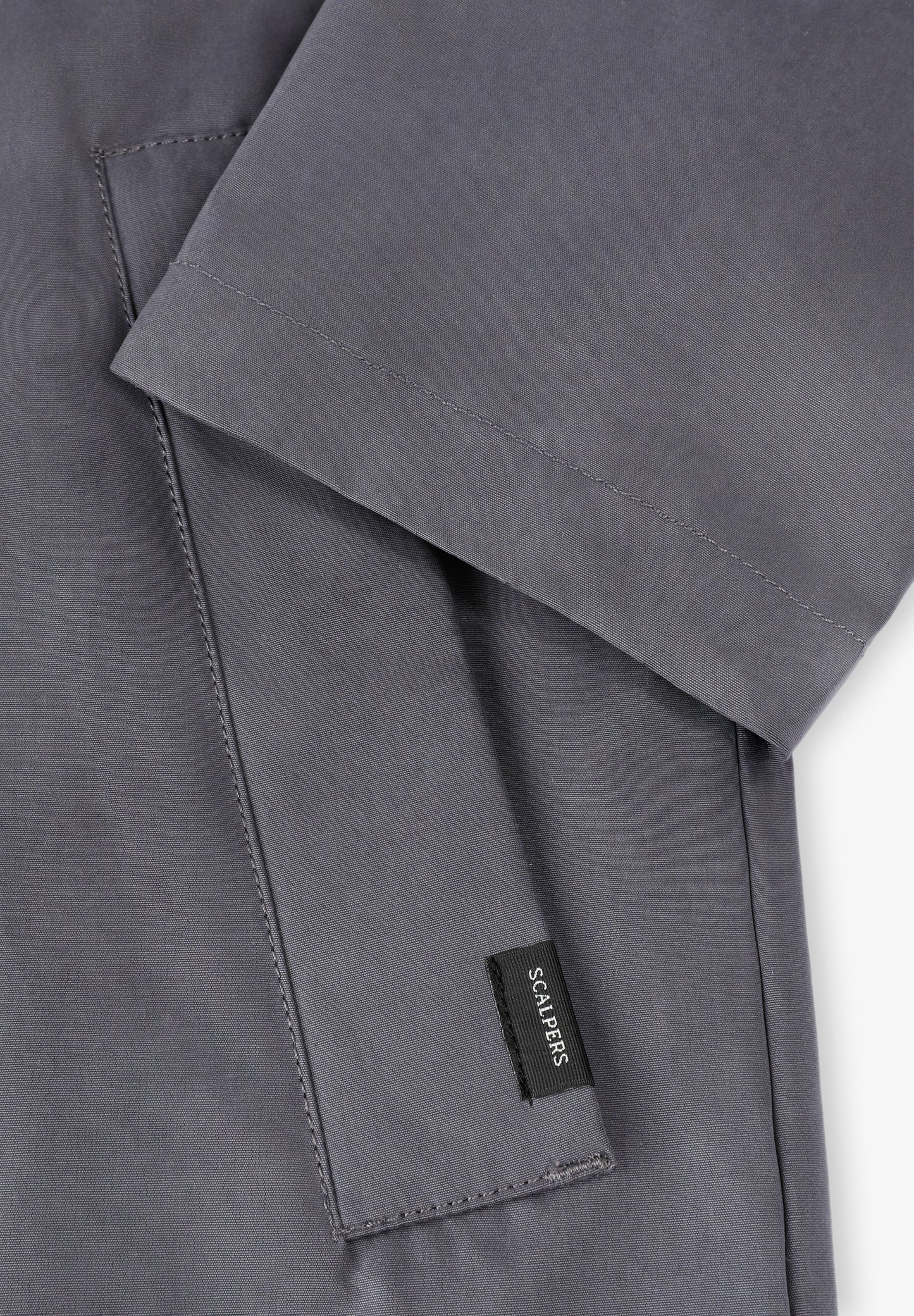 TRENCH COAT WITH SKULL