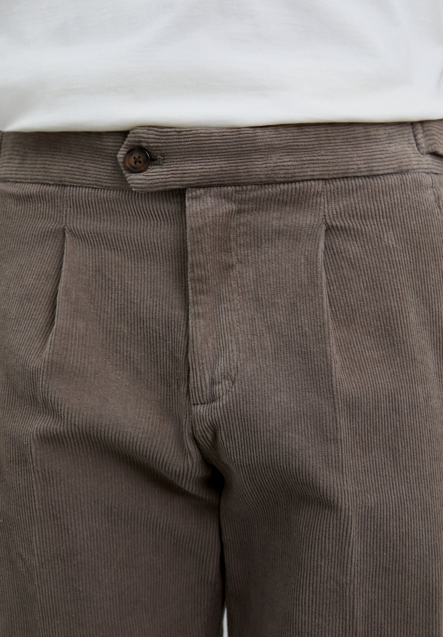 SLIM FIT CORDUROY TROUSERS WITH DARTS