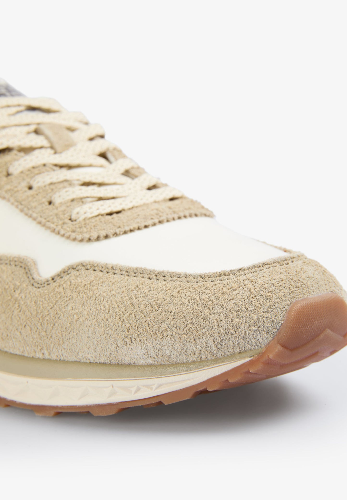 SNEAKERS WITH SIDE SKULL