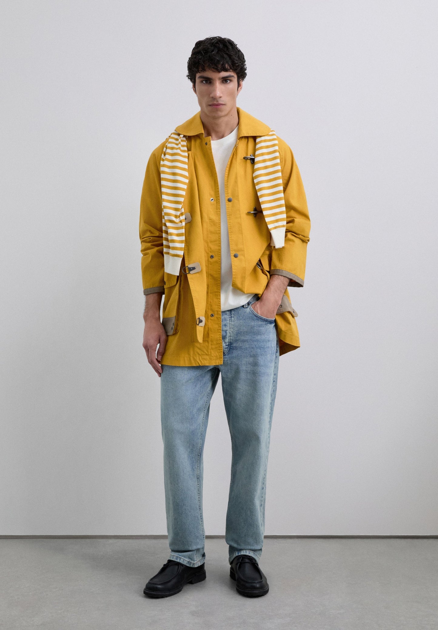 OVERSIZE JACKET WITH TOGGLES