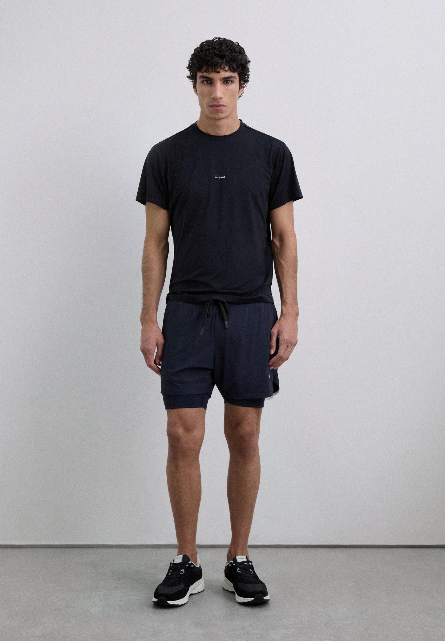 CONTRAST TECHNICAL T-SHIRT